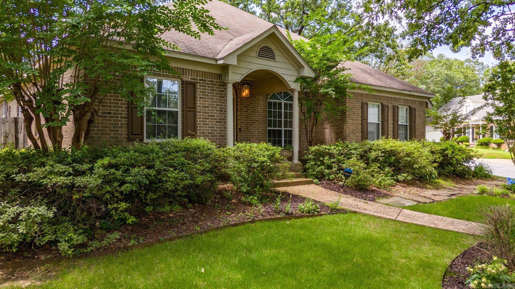 8 Cedar Branch Court