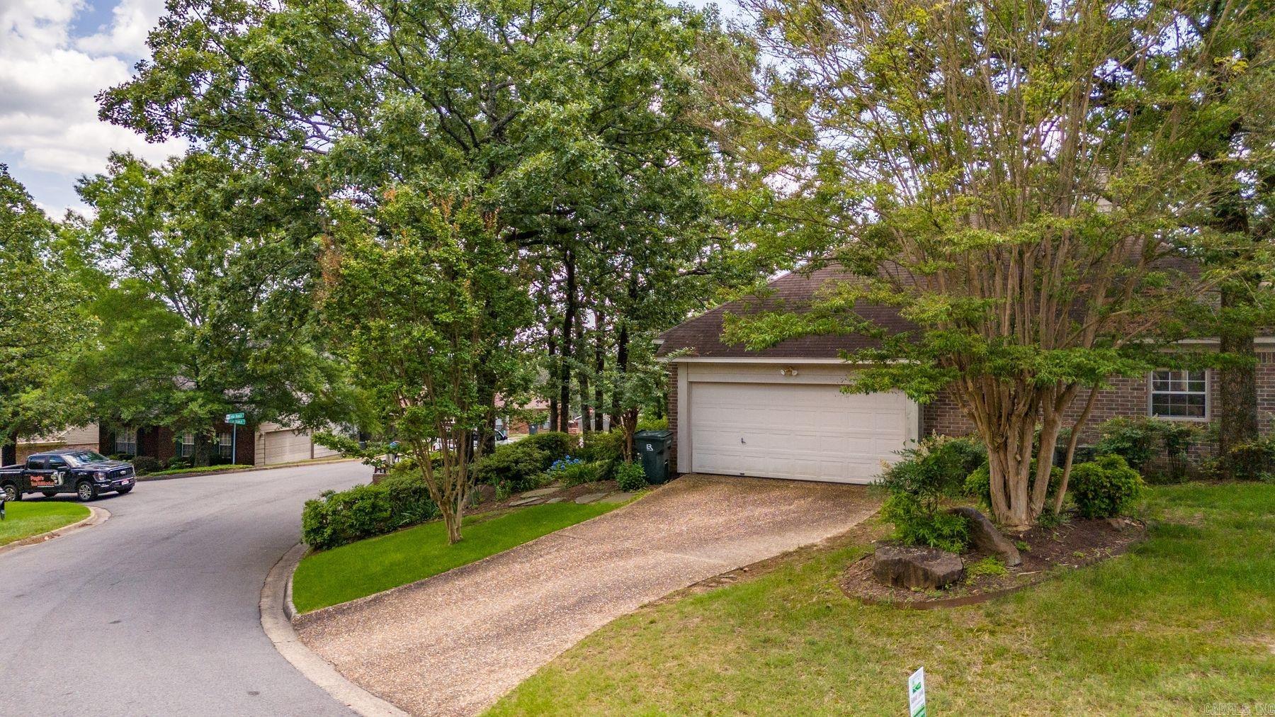 8 Cedar Branch Court