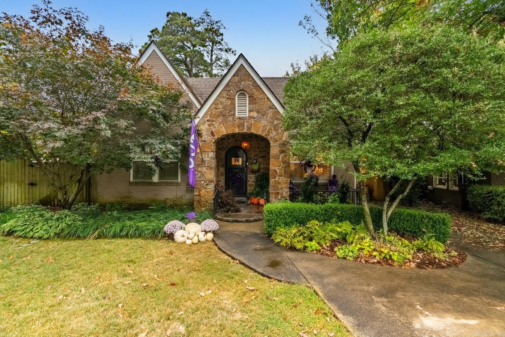 1812 N Jackson Street