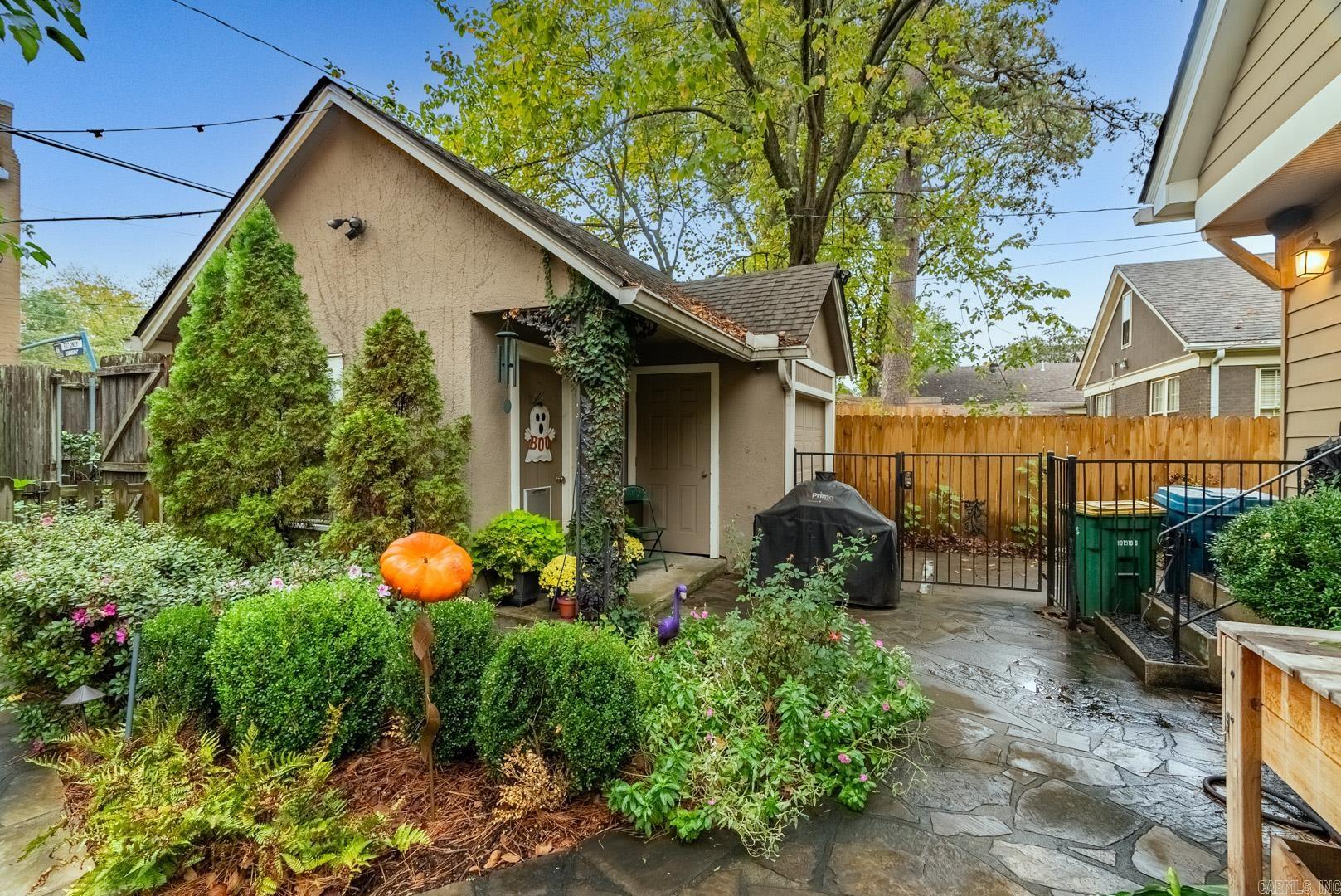 1812 N Jackson Street