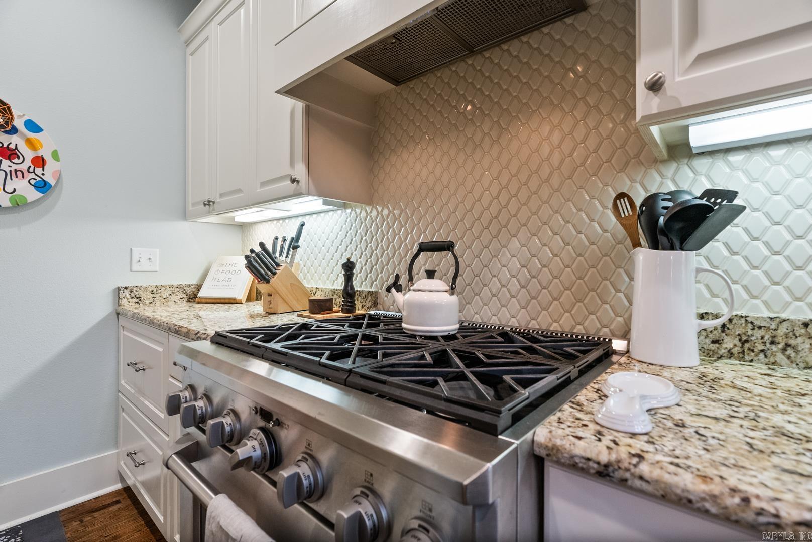 1812 N Jackson Street