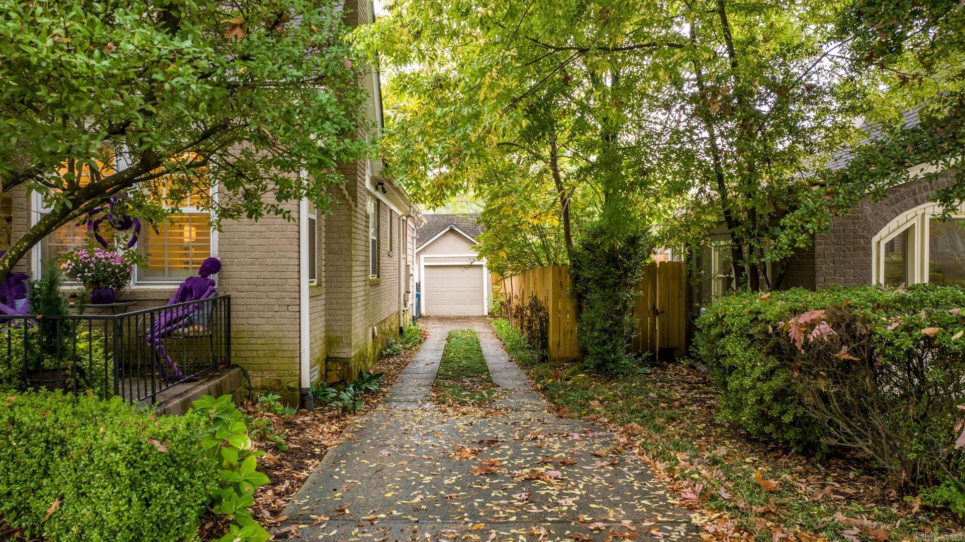 1812 N Jackson Street