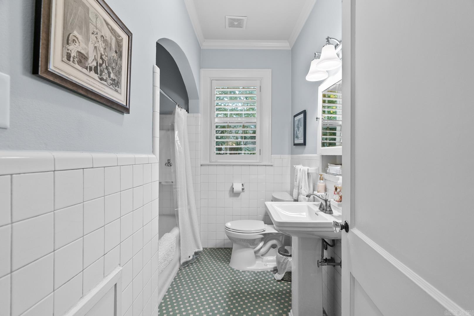 1812 N Jackson Street