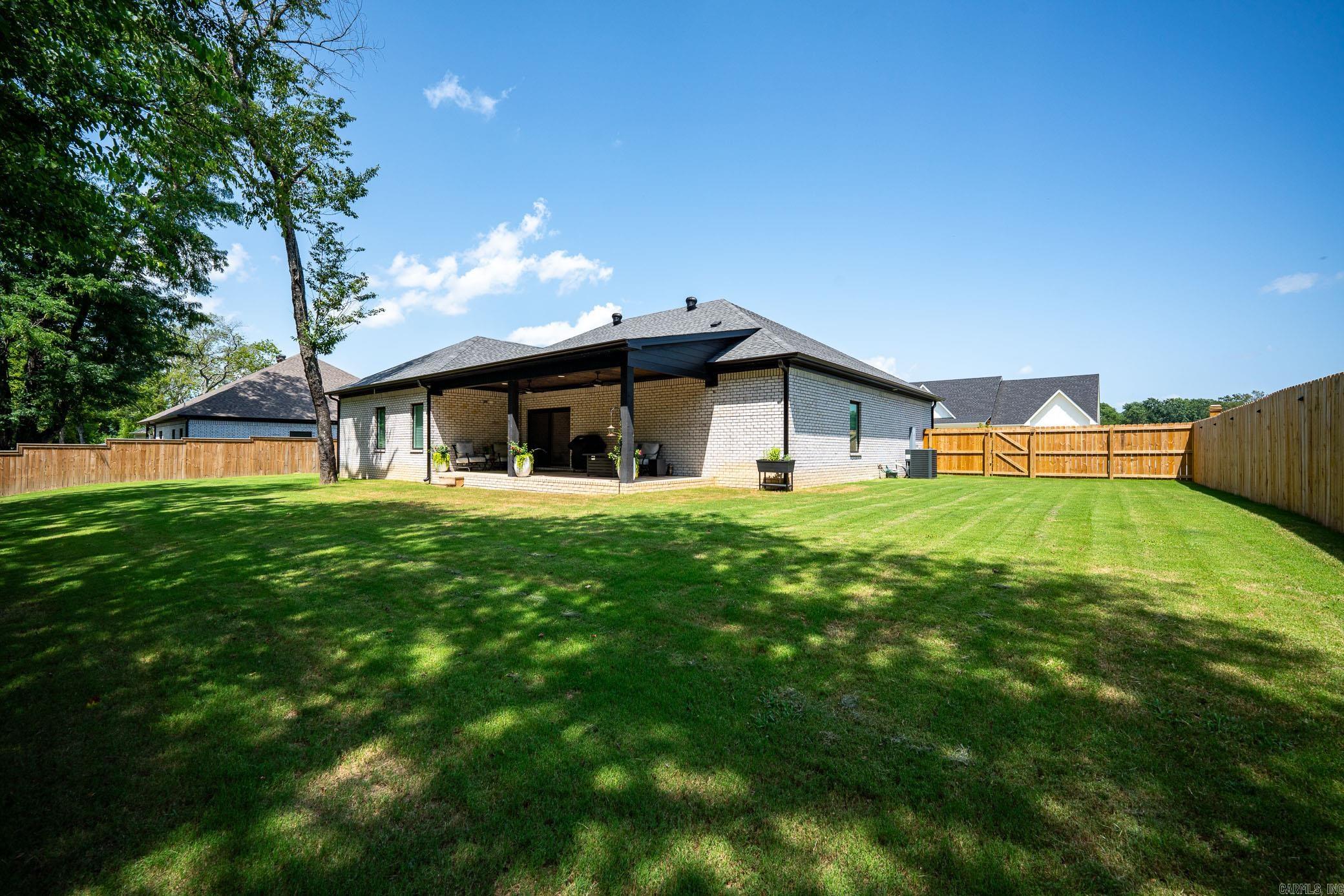 1281 Essex