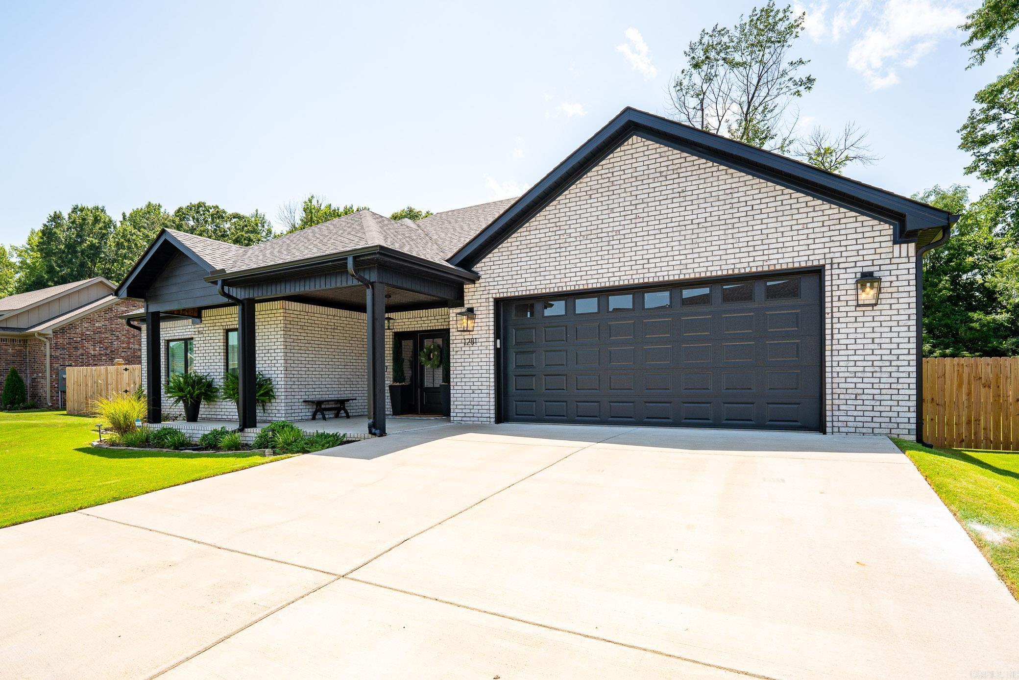 1281 Essex