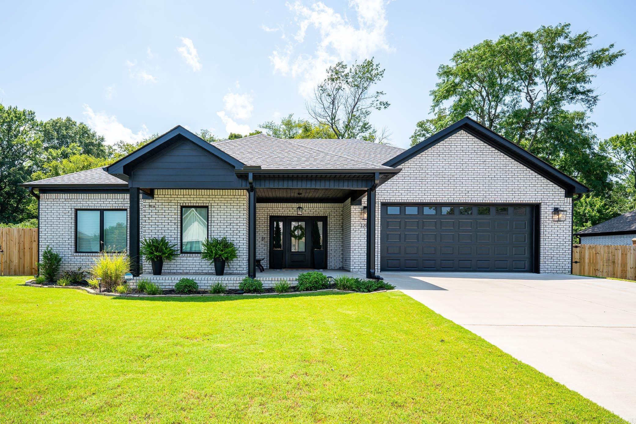 1281 Essex