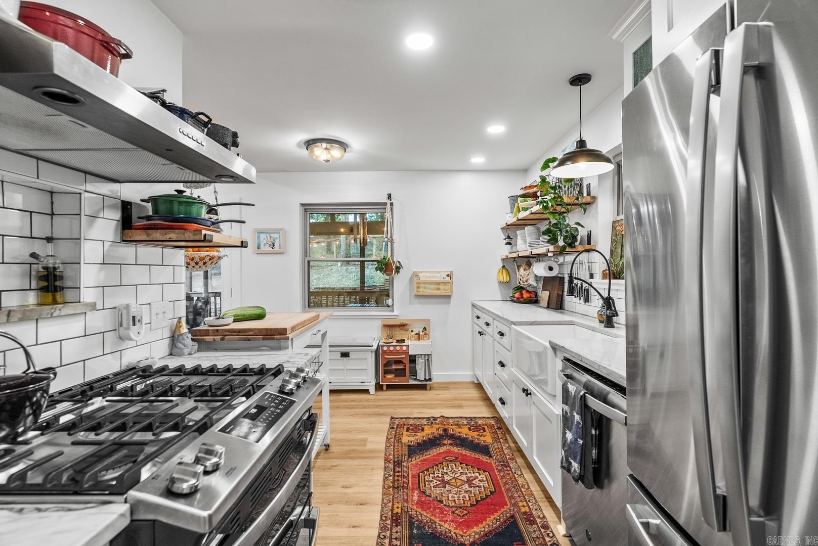1501 Shumate Drive