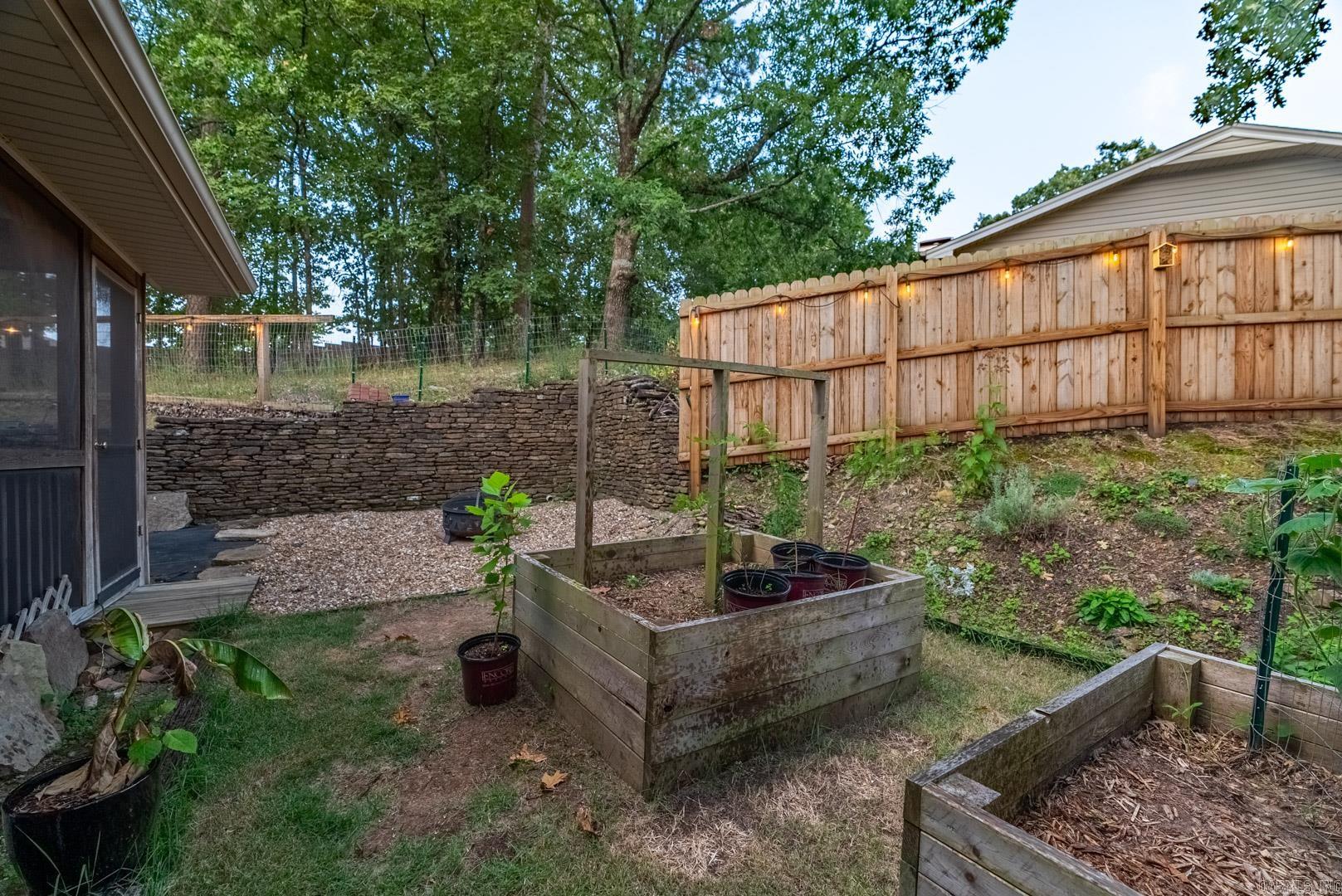1501 Shumate Drive