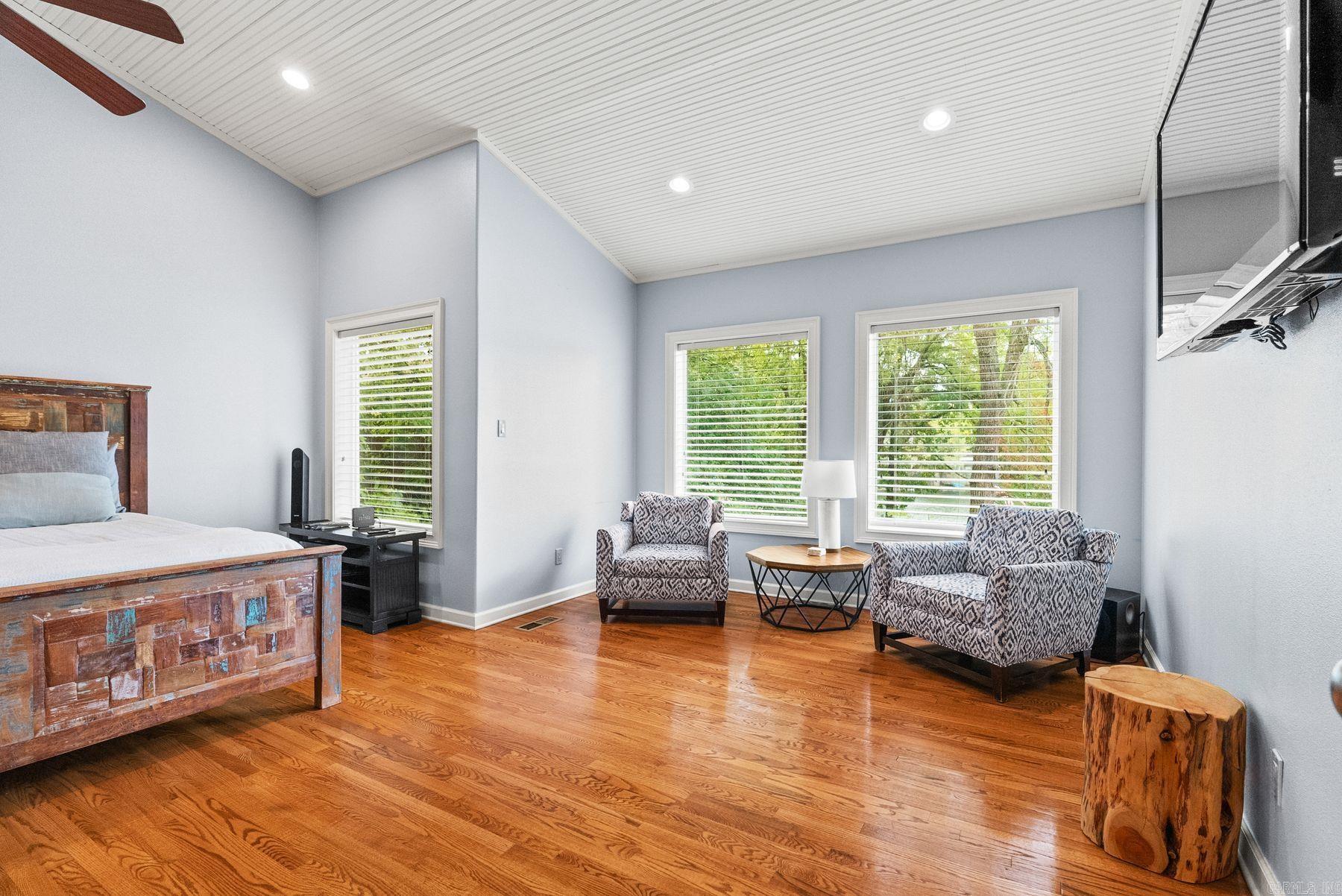 271 Catherine Cove Road