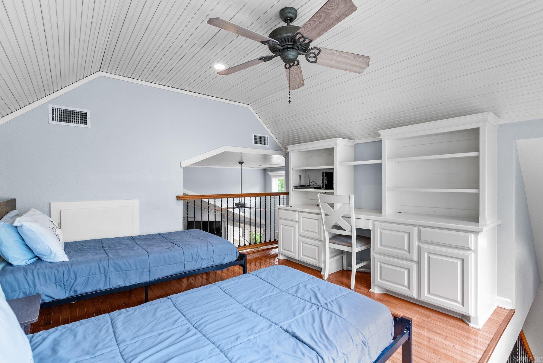 271 Catherine Cove Road