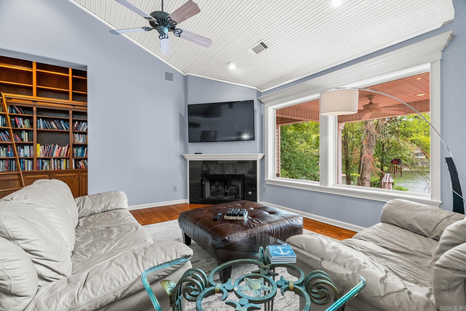 271 Catherine Cove Road