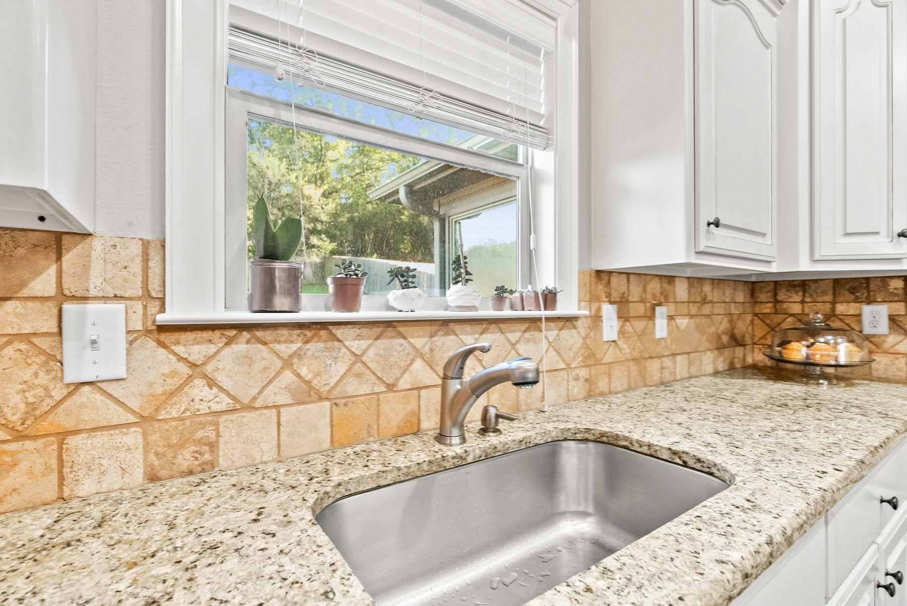 20 Crystalwood Drive