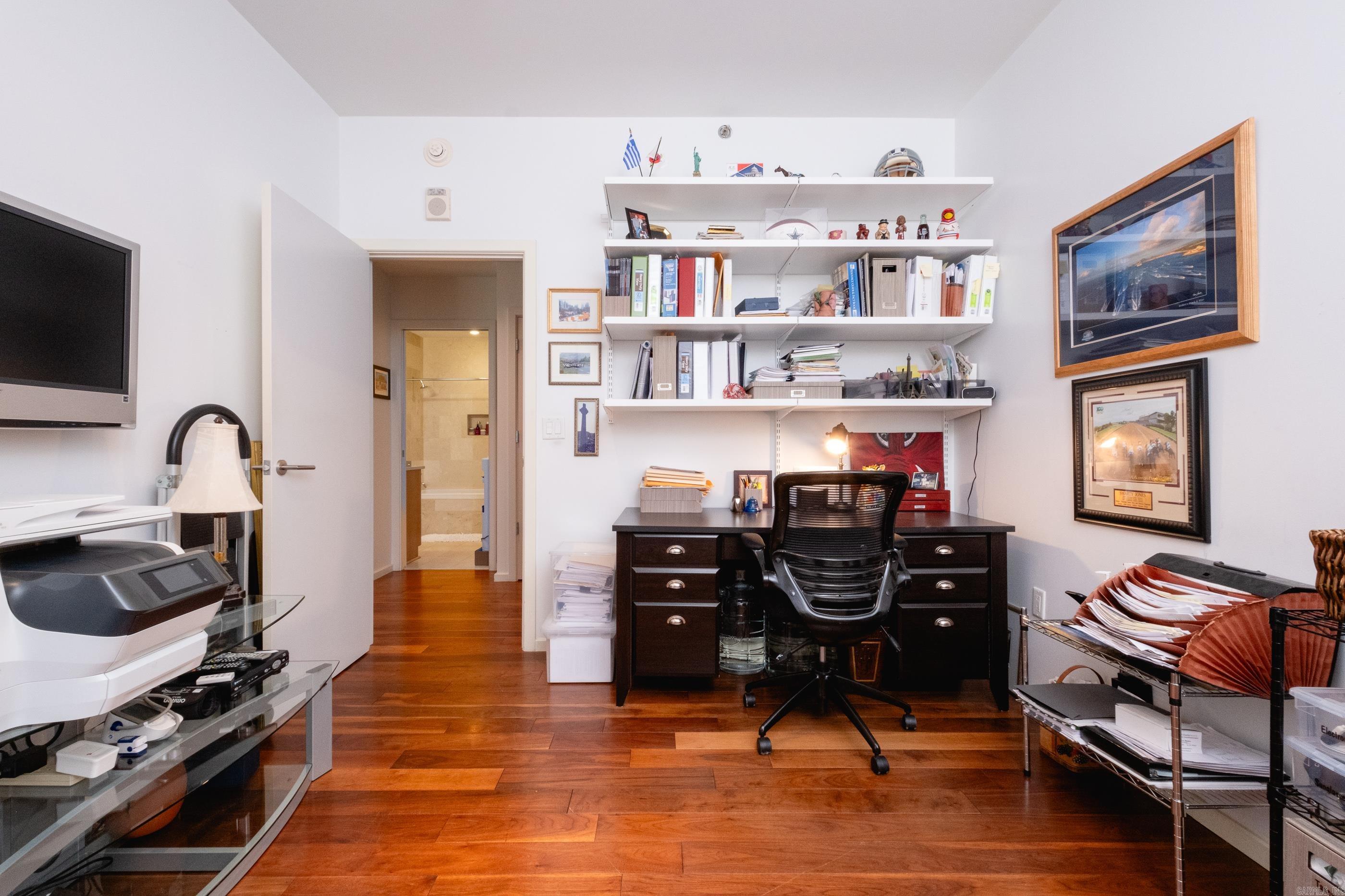 315 Rock Unit 1707 Street Unit: 1707