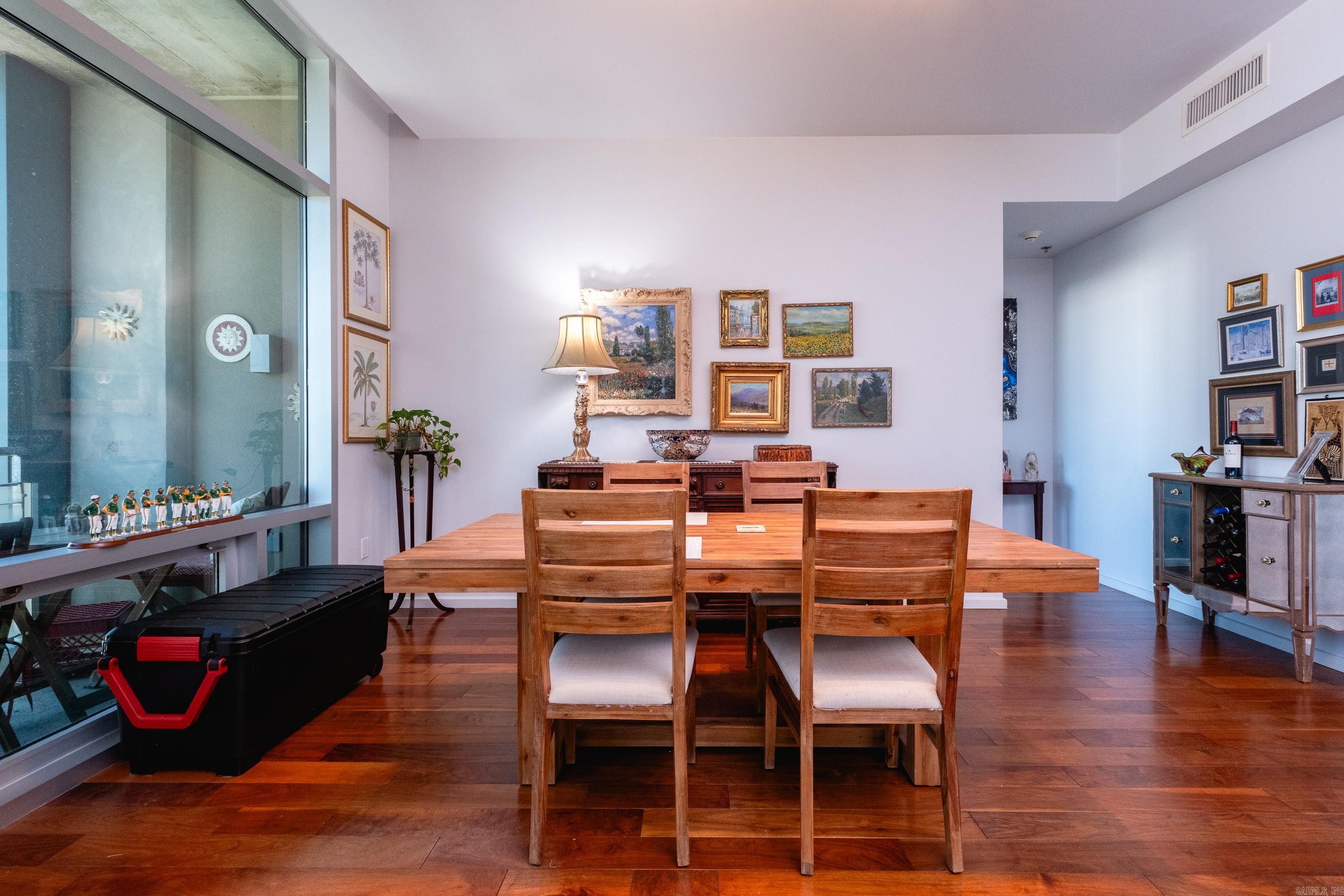 315 Rock Unit 1707 Street Unit: 1707
