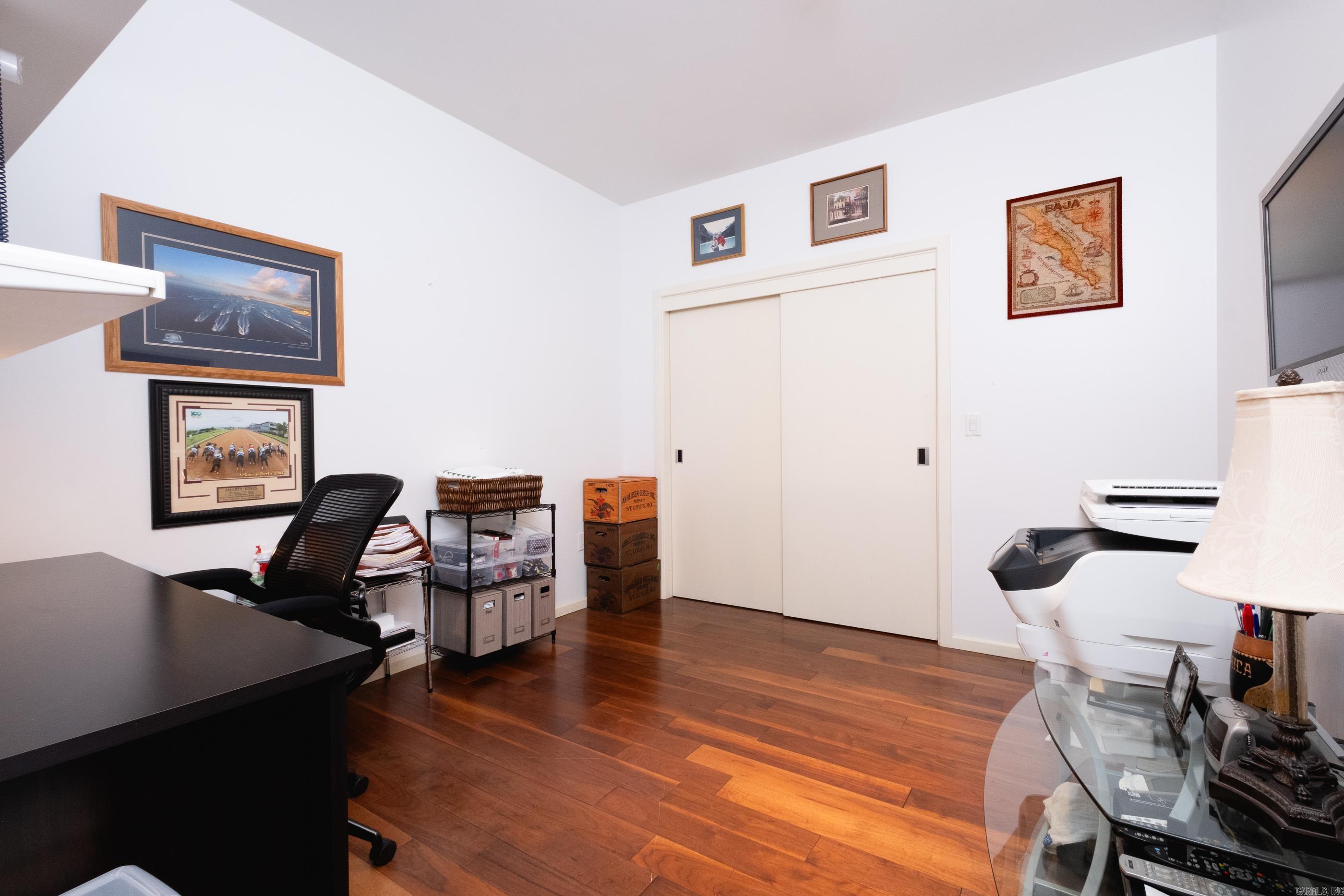 315 Rock Unit 1707 Street Unit: 1707