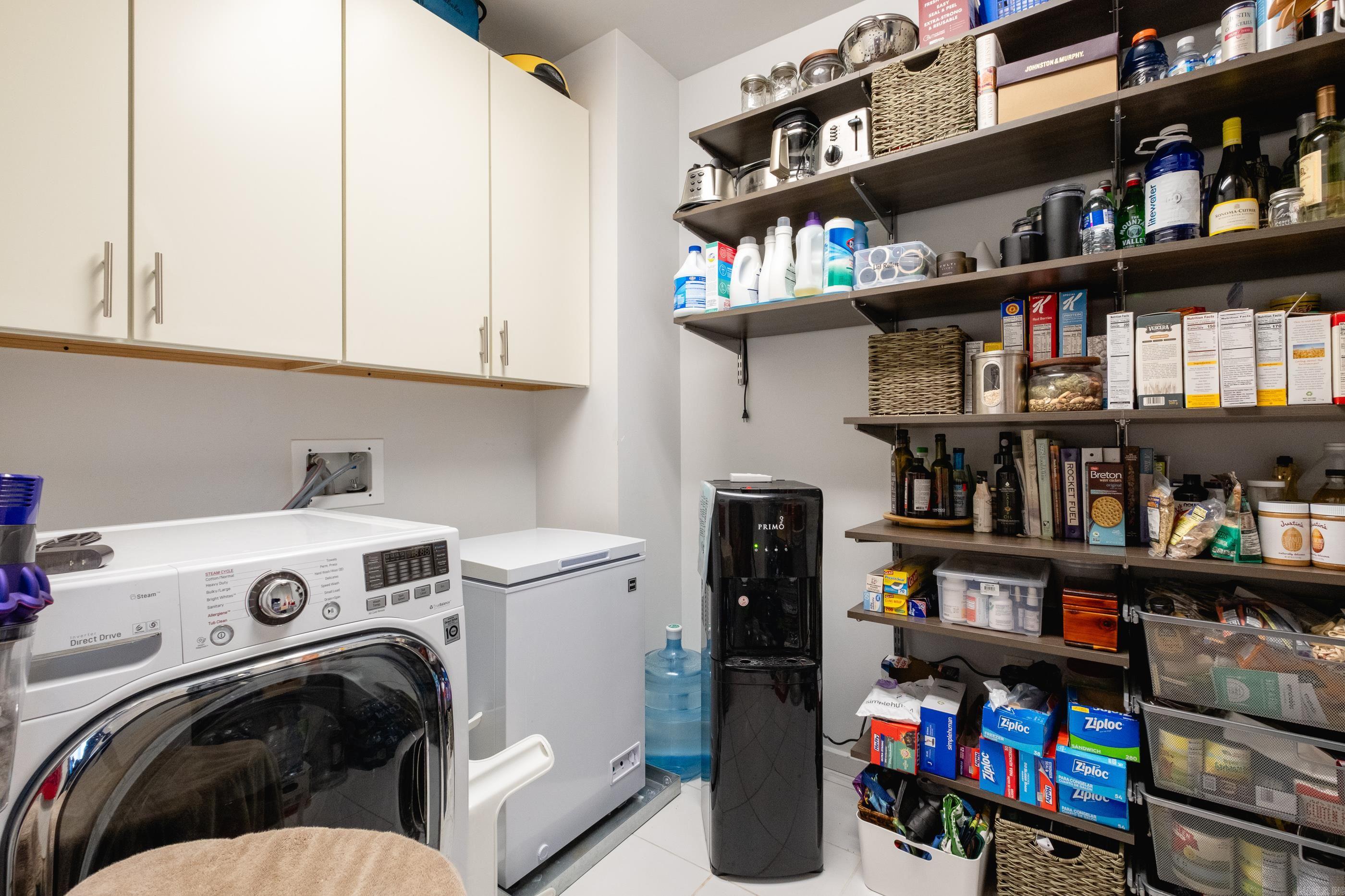 315 Rock Unit 1707 Street Unit: 1707
