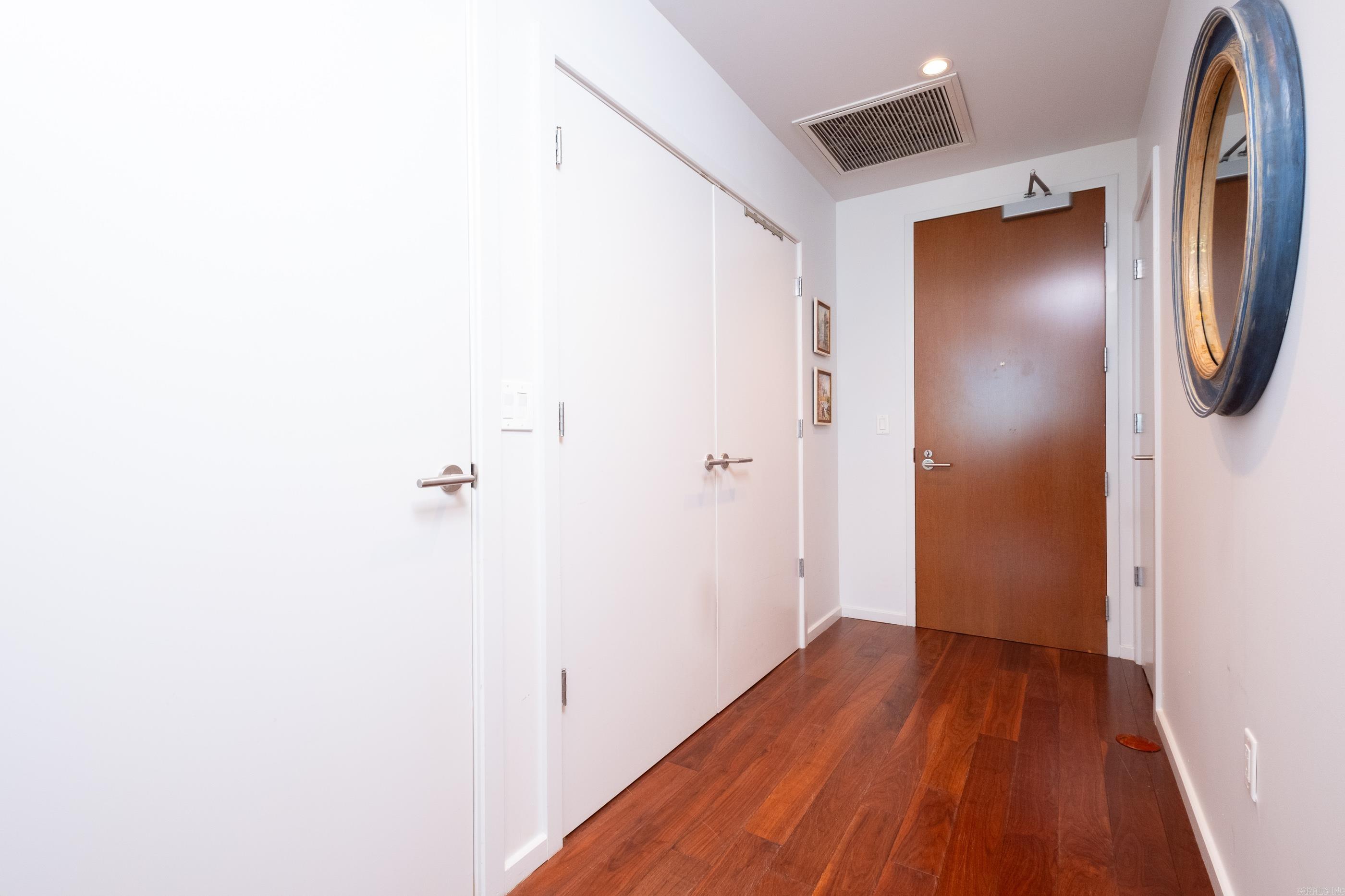 315 Rock Unit 1707 Street Unit: 1707