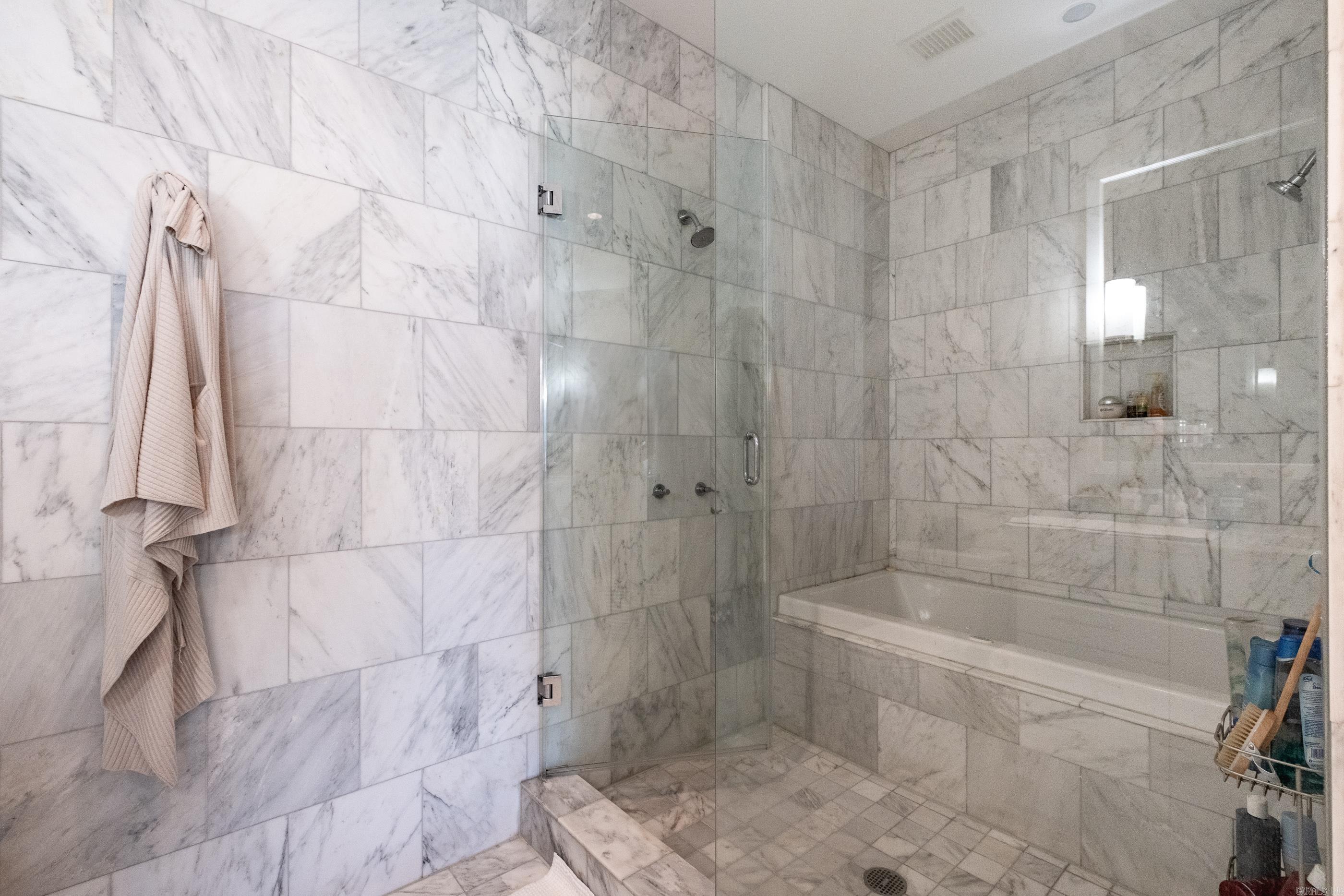 315 Rock Unit 1707 Street Unit: 1707