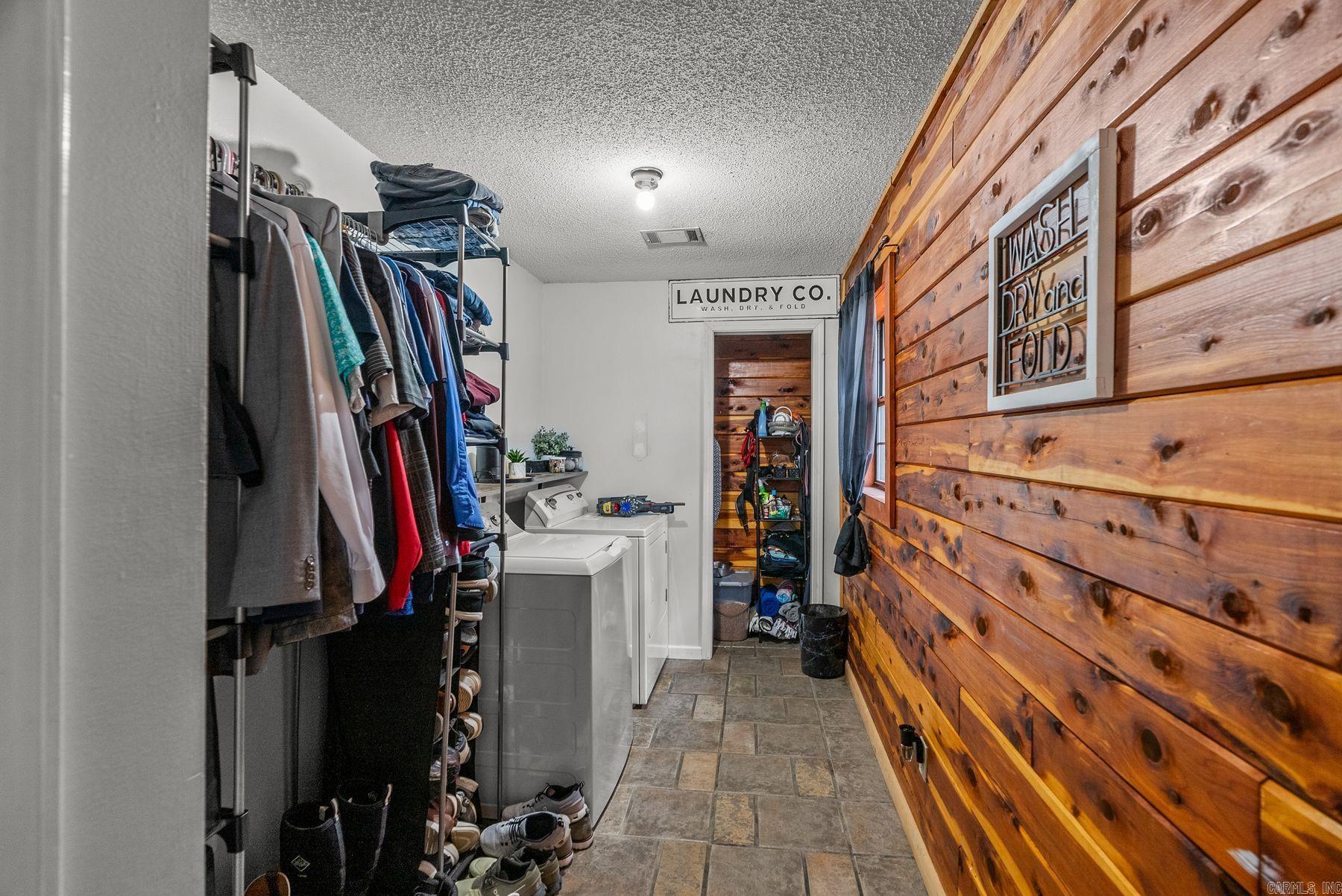 252 Briarwood Loop