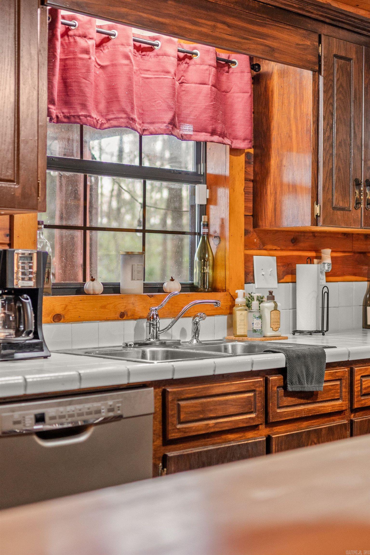 252 Briarwood Loop
