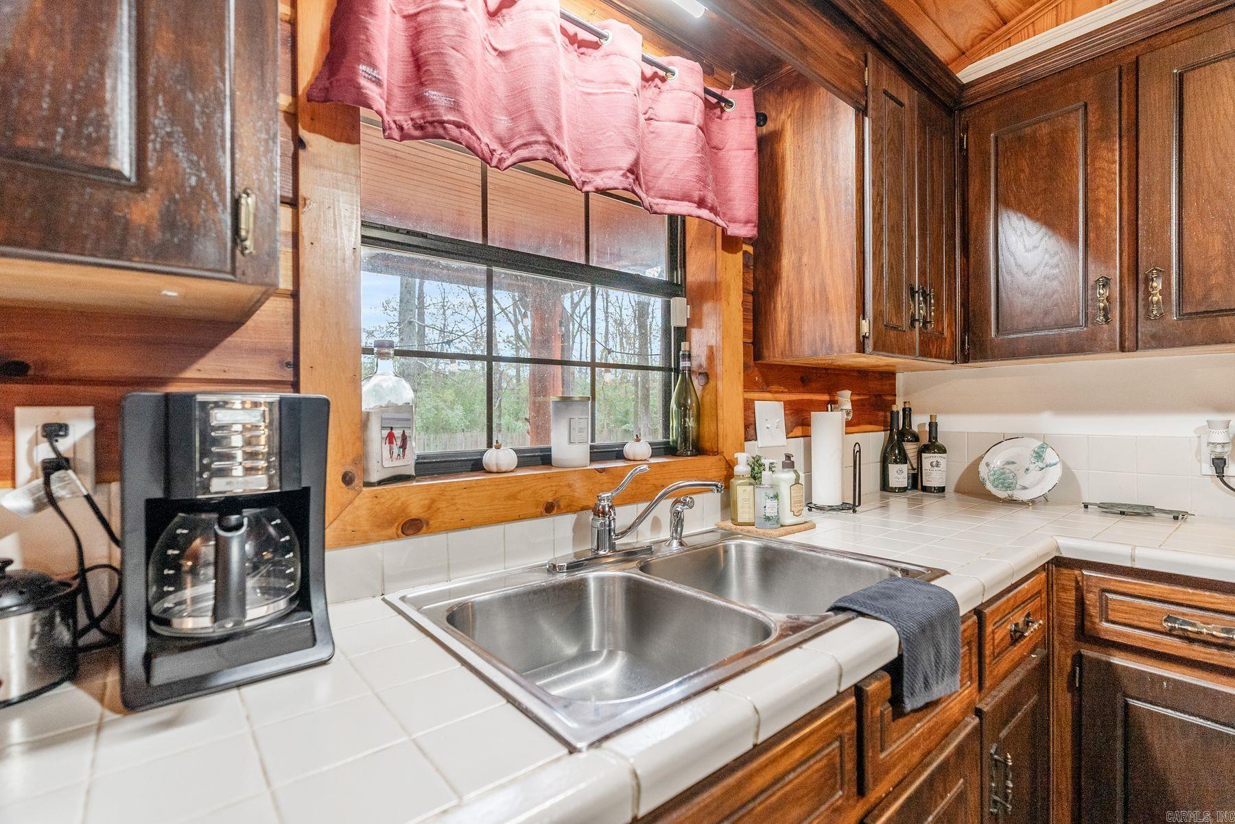 252 Briarwood Loop