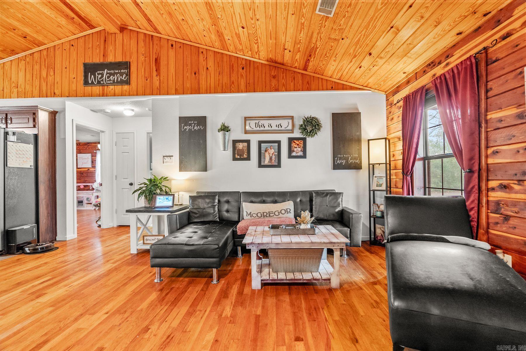 252 Briarwood Loop