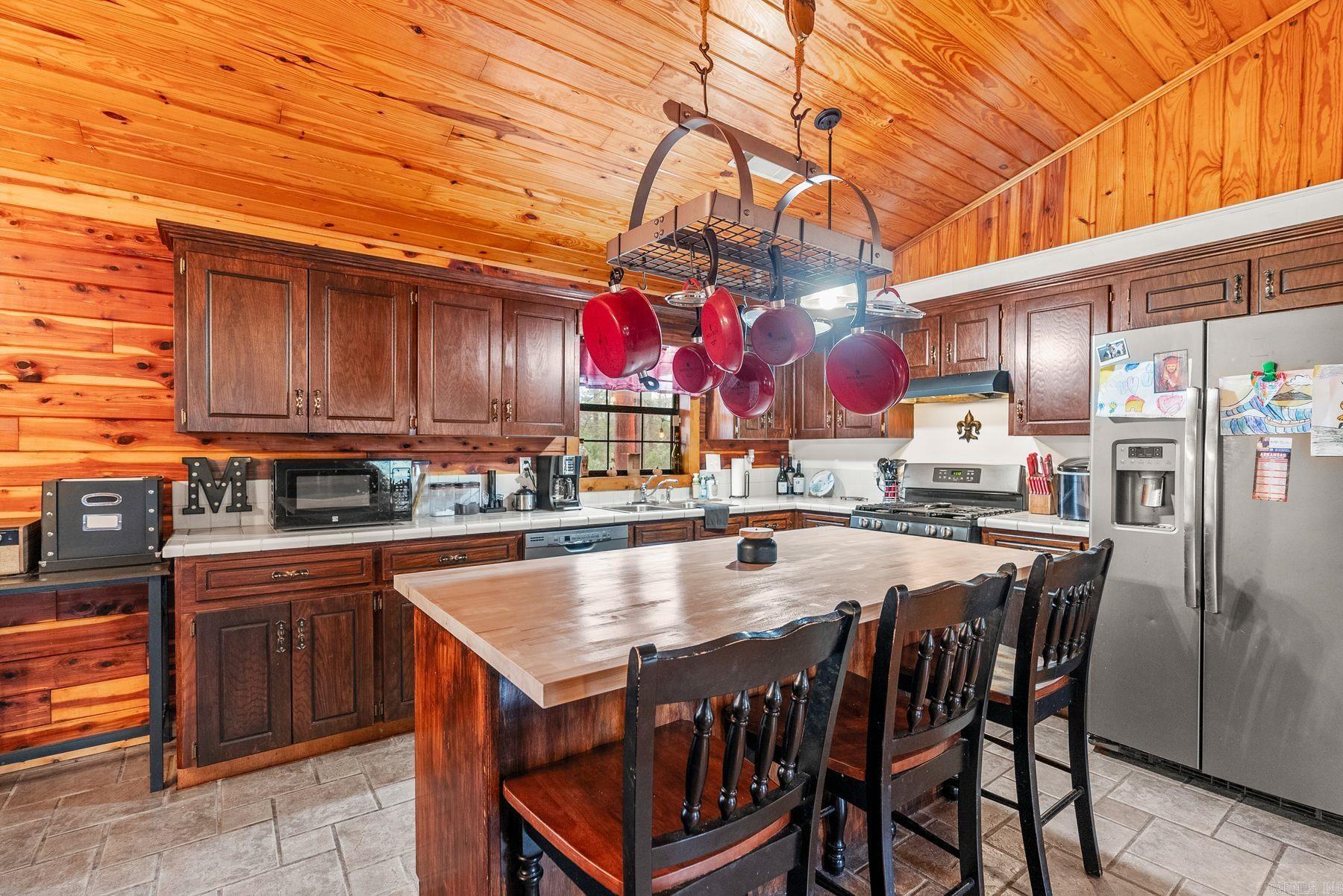 252 Briarwood Loop