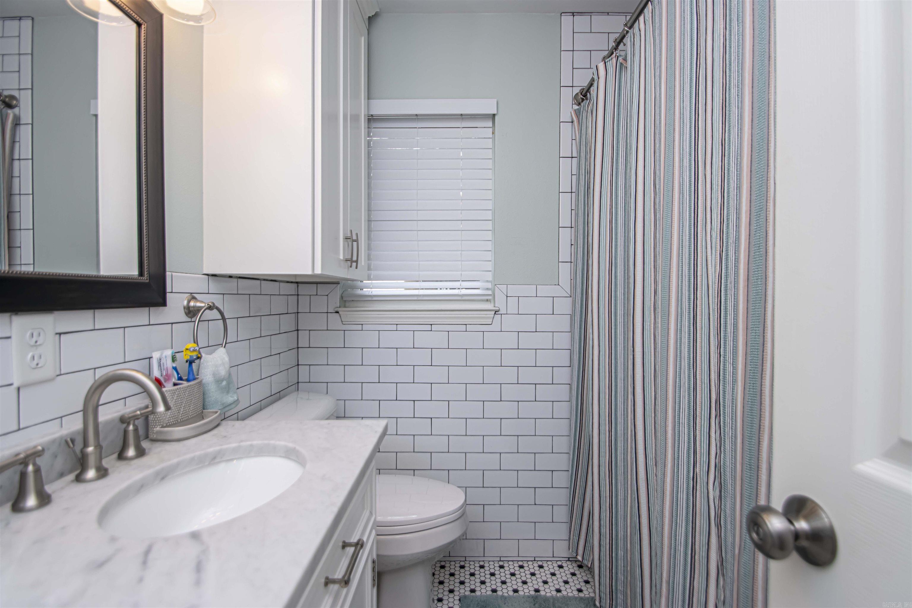 1716 S Buchanan Street