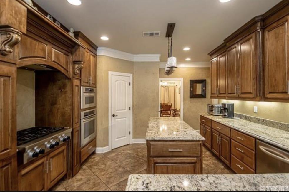 308 Summerfield Drive