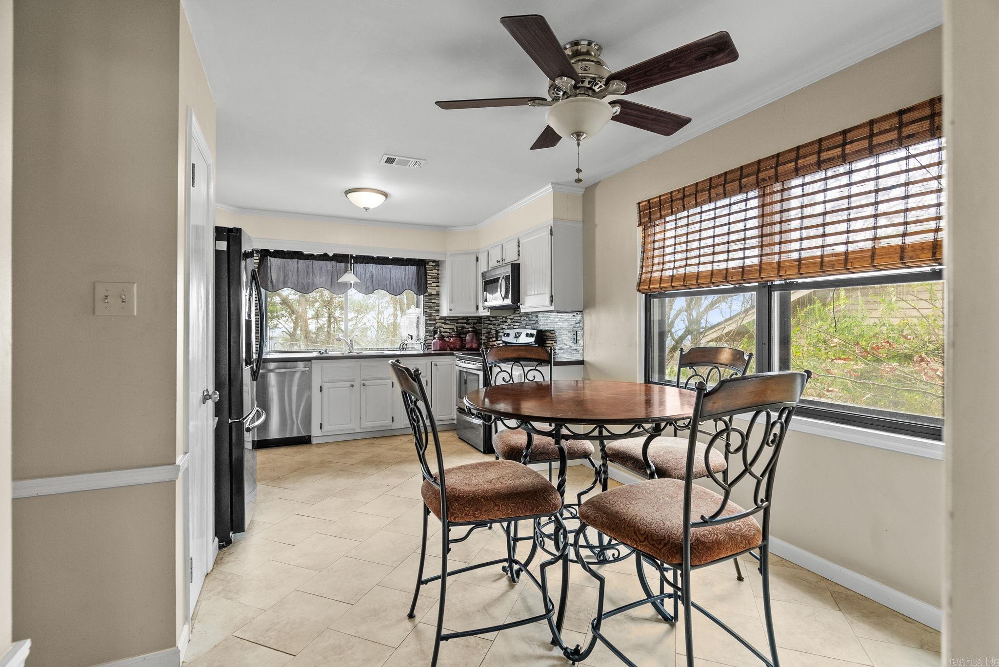 12301 Pleasant Forest