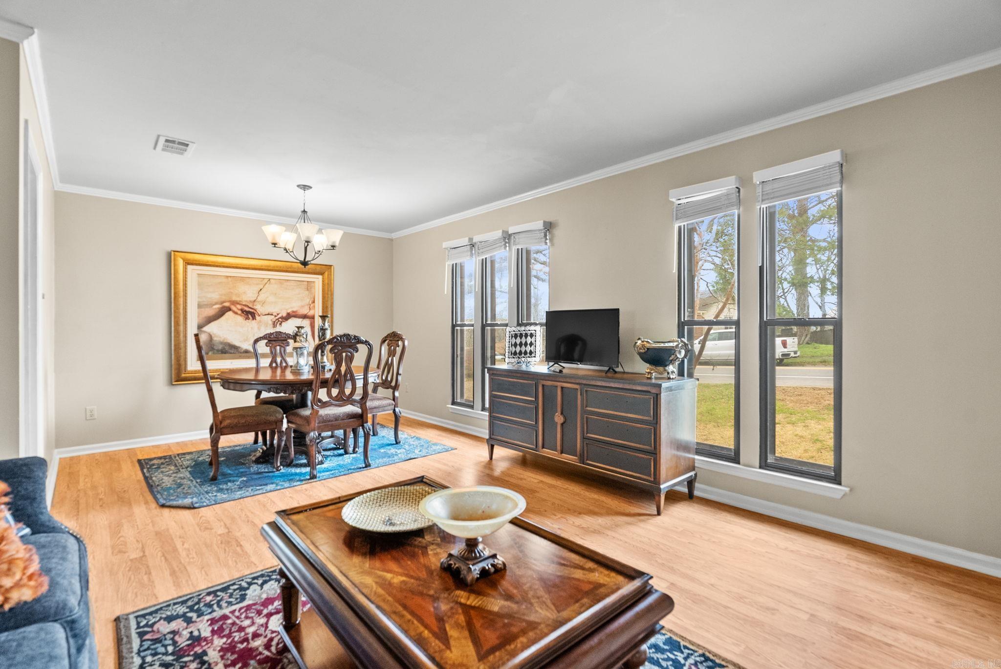 12301 Pleasant Forest