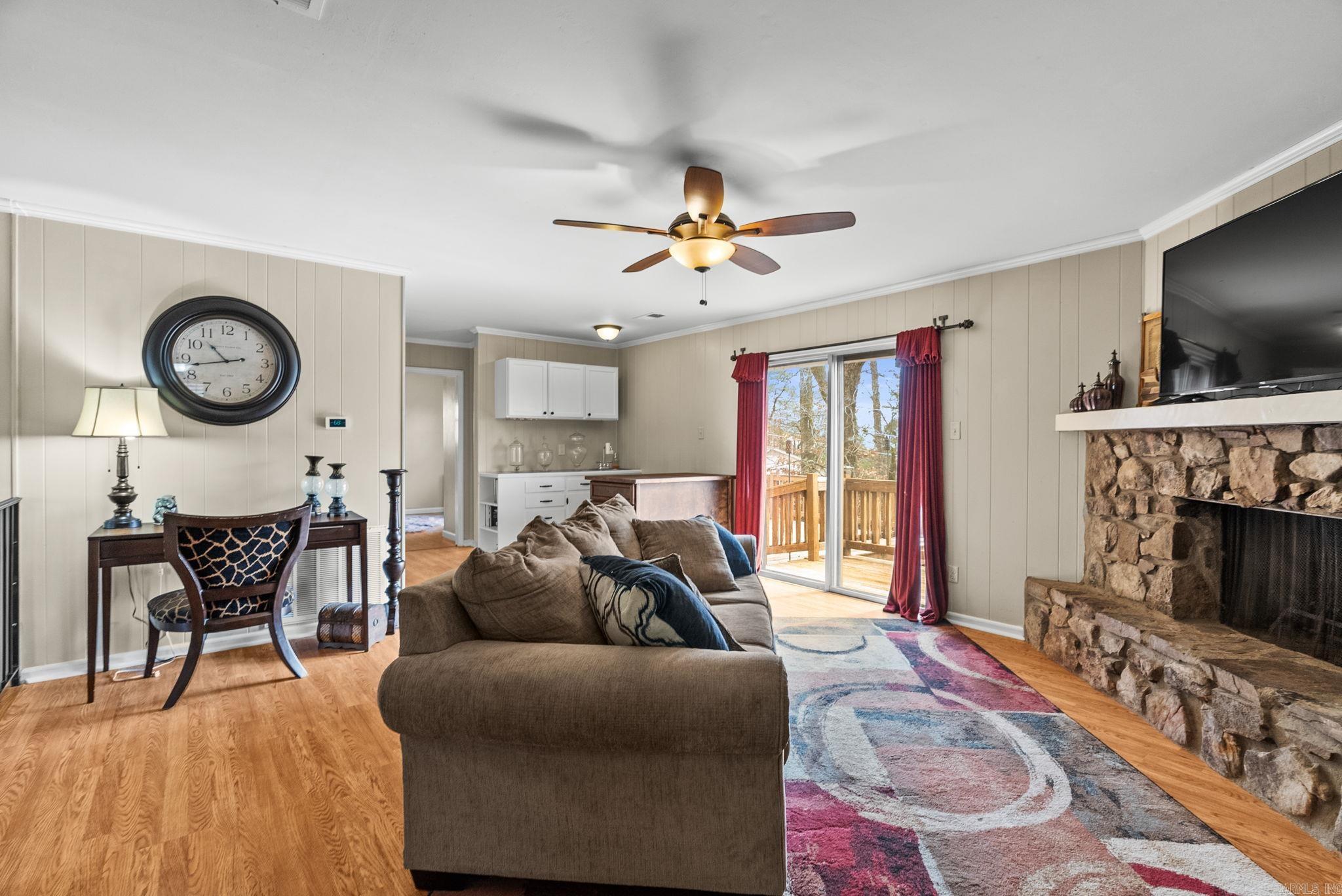 12301 Pleasant Forest
