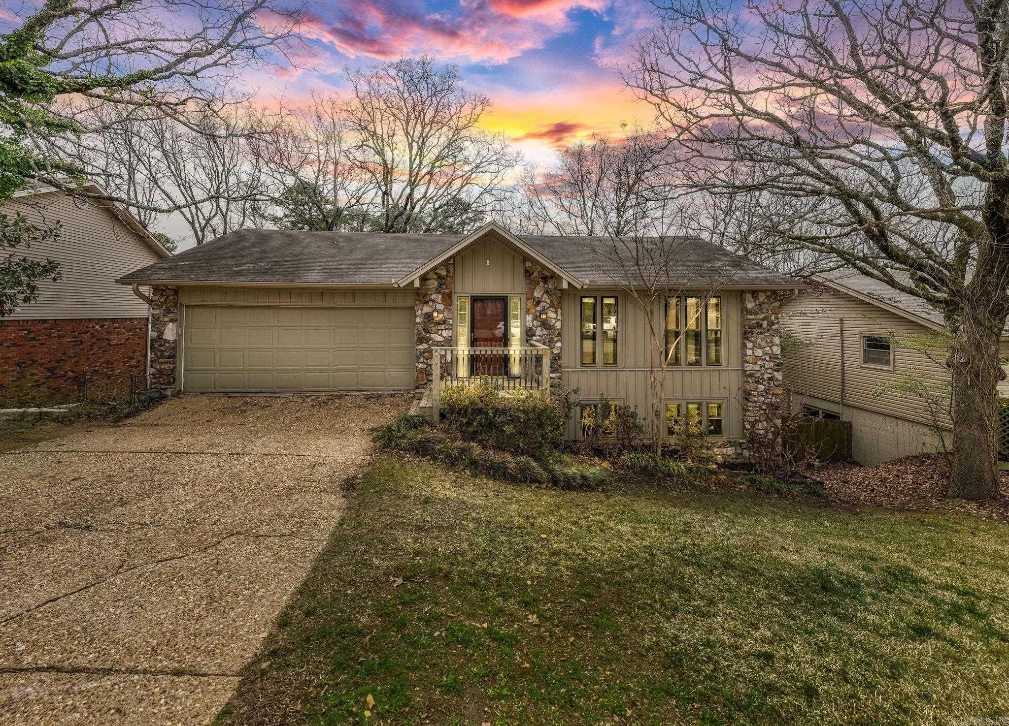 12301 Pleasant Forest
