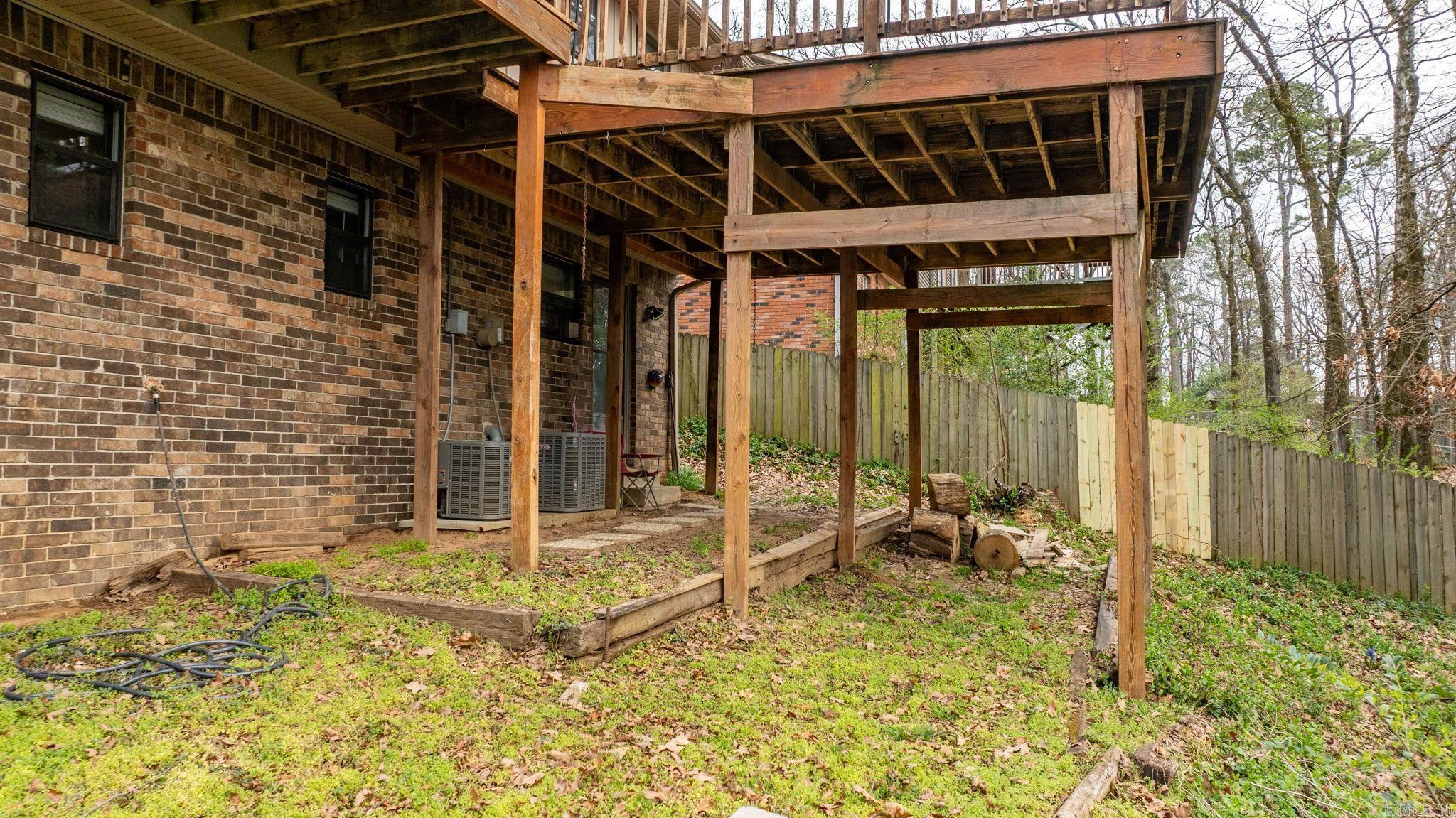 12301 Pleasant Forest