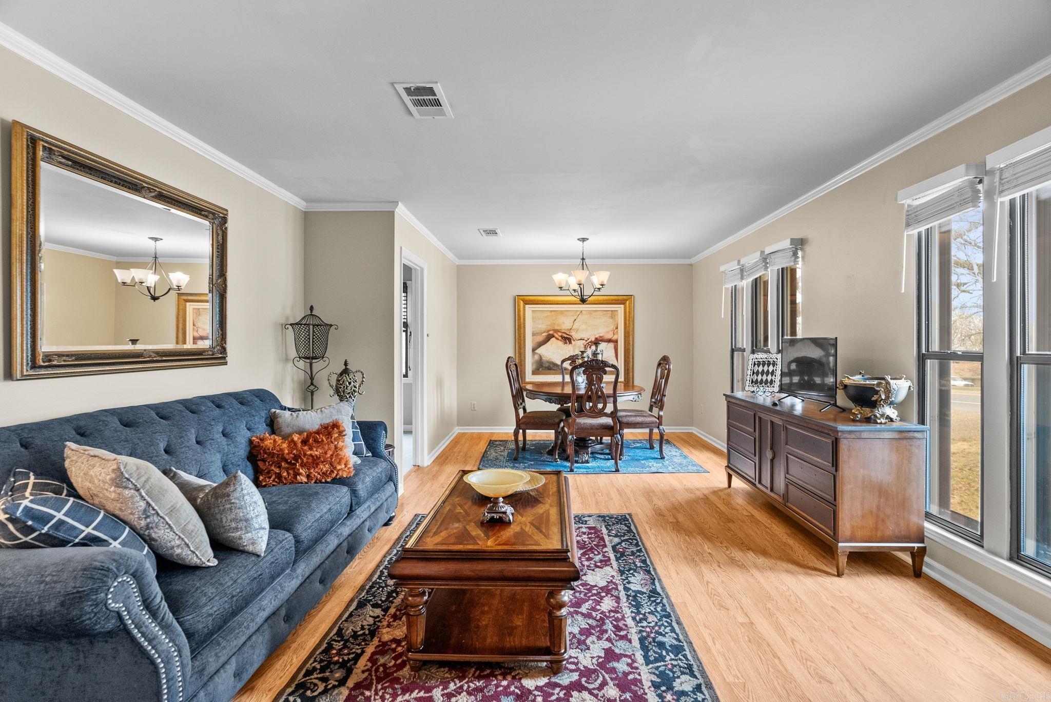 12301 Pleasant Forest