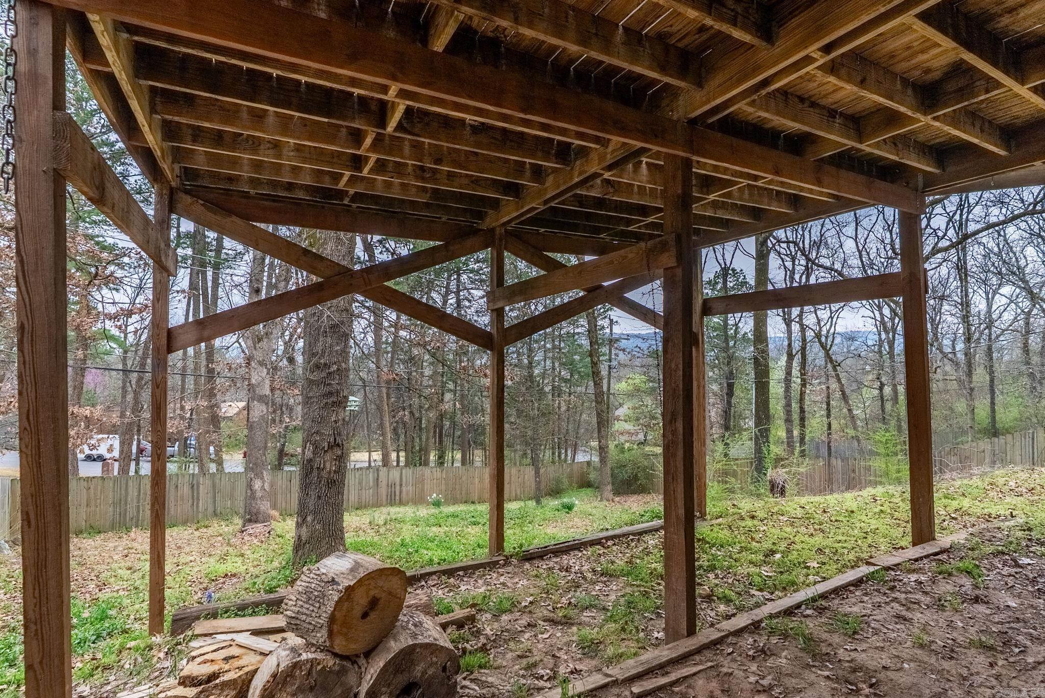 12301 Pleasant Forest