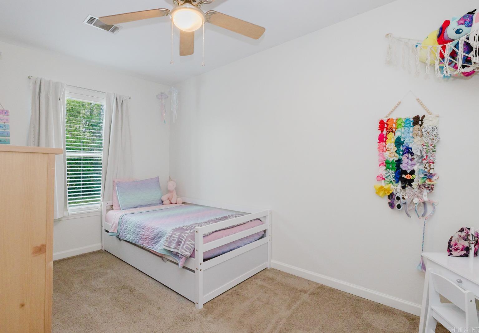 109 E Chaney