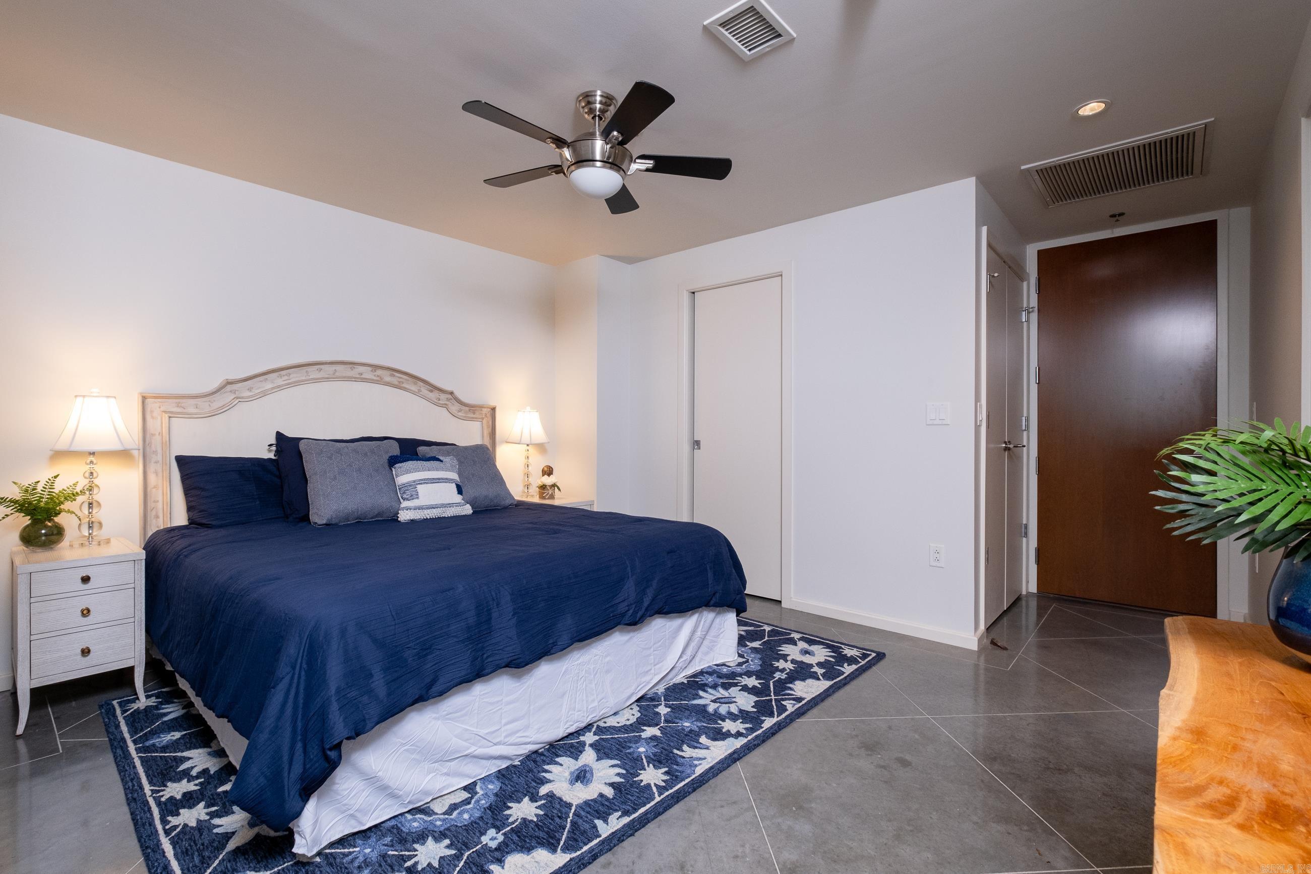 315 Rock Street Unit: 704