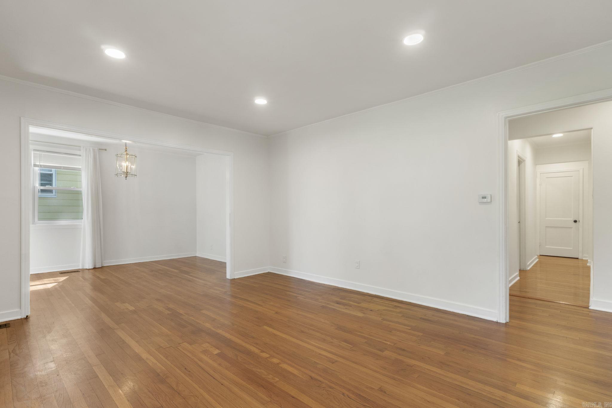 6123 Longwood