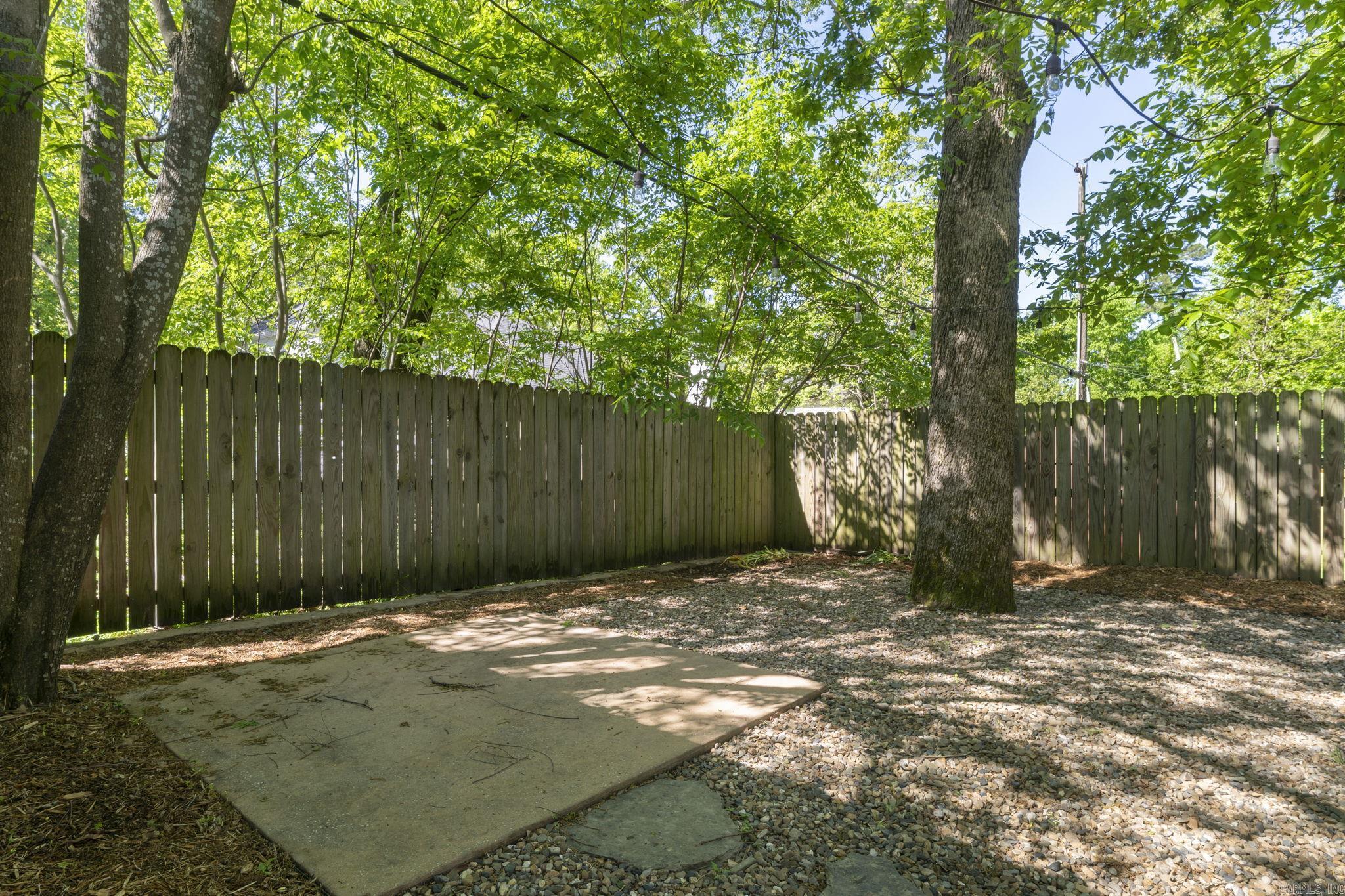 6123 Longwood