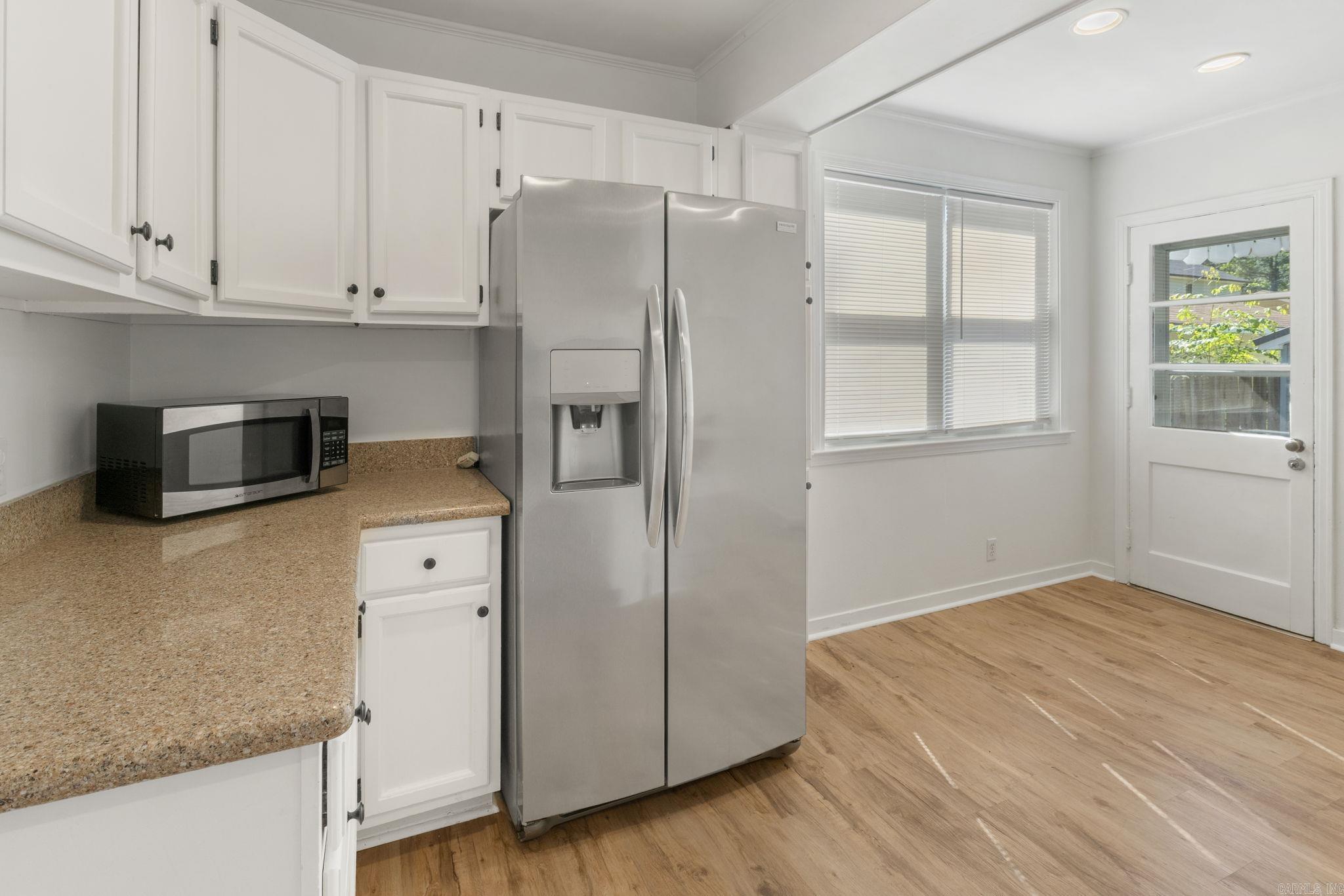 6123 Longwood