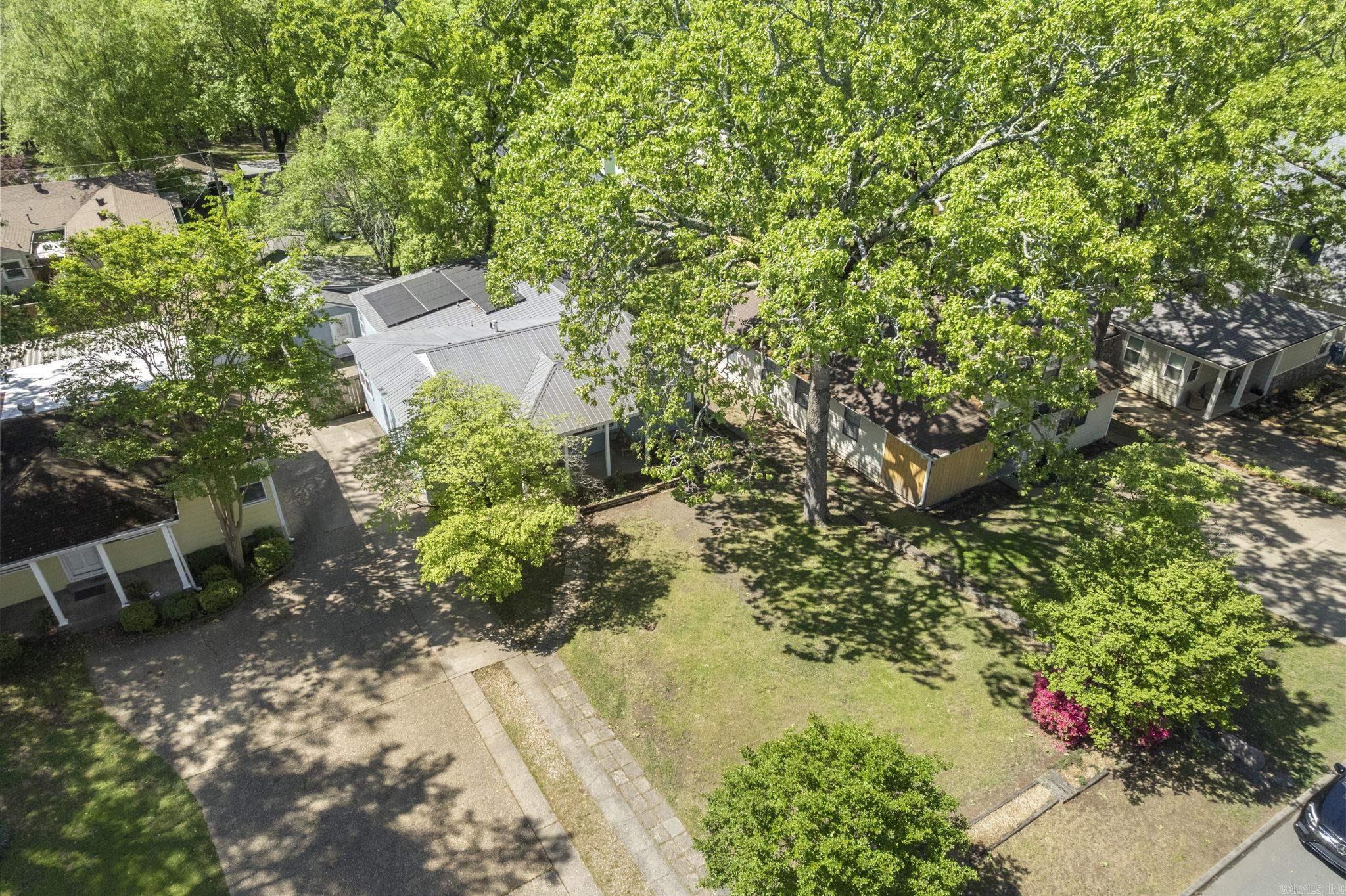 6123 Longwood