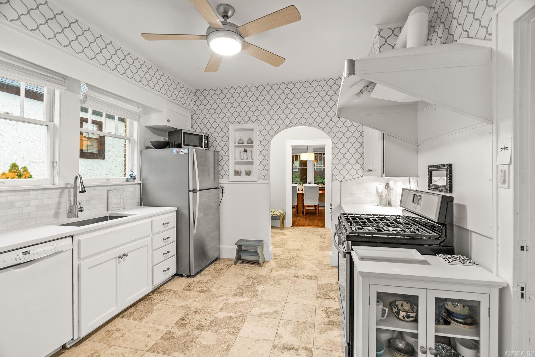 104 N Pine St Street