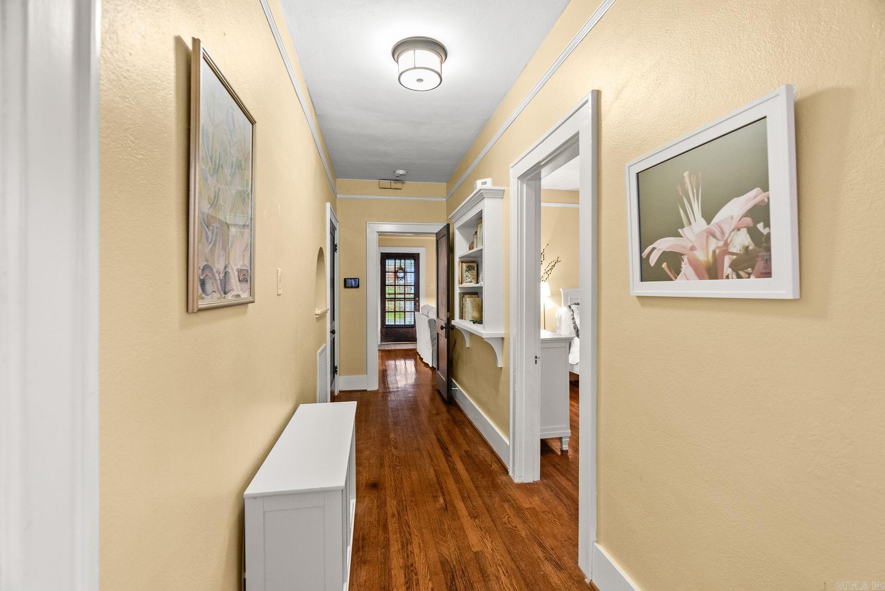 104 N Pine St Street