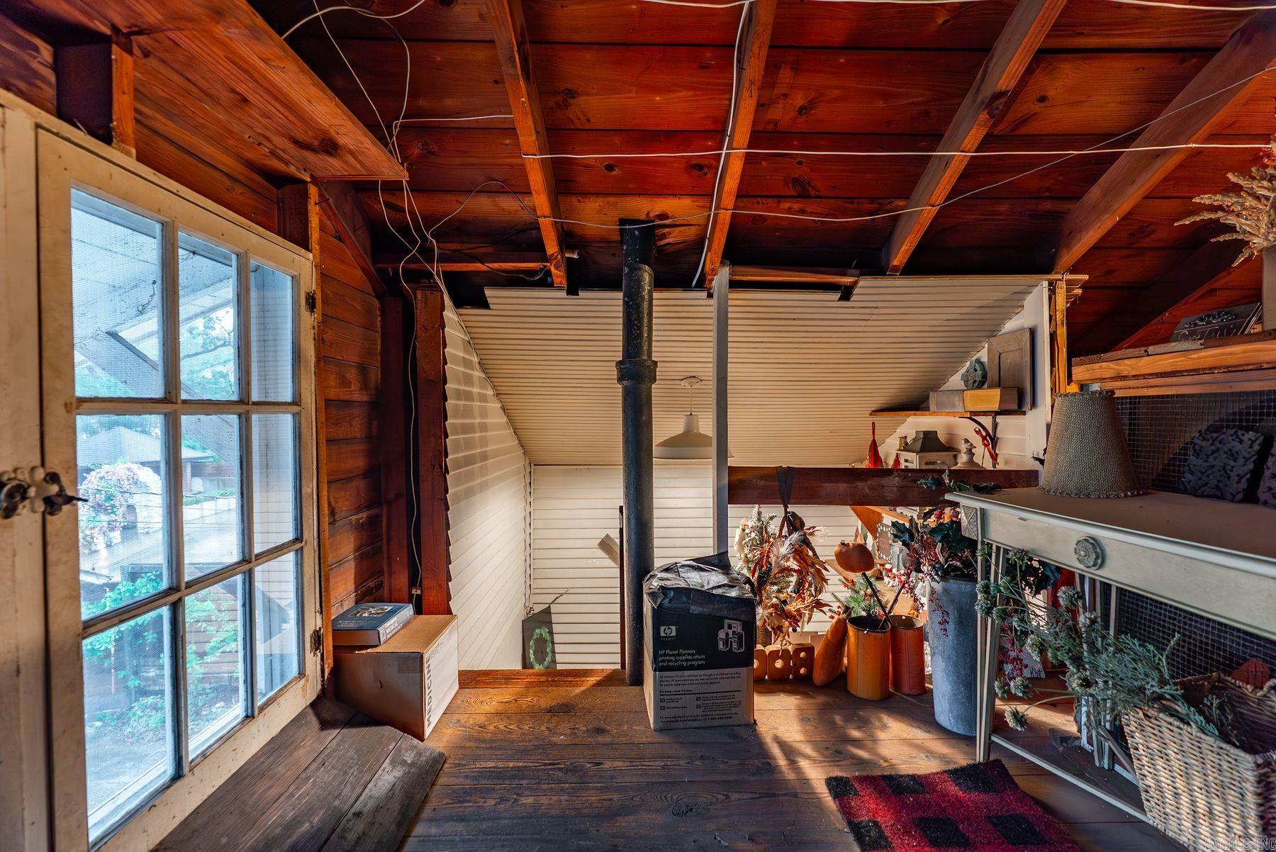 104 N Pine St Street