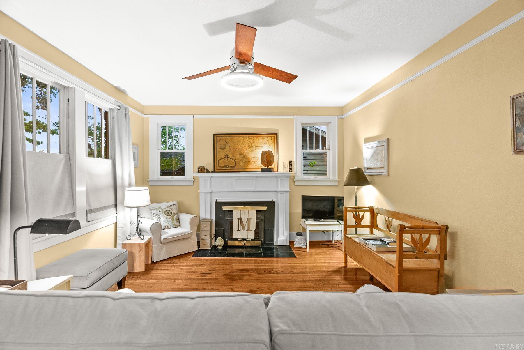 104 N Pine St Street