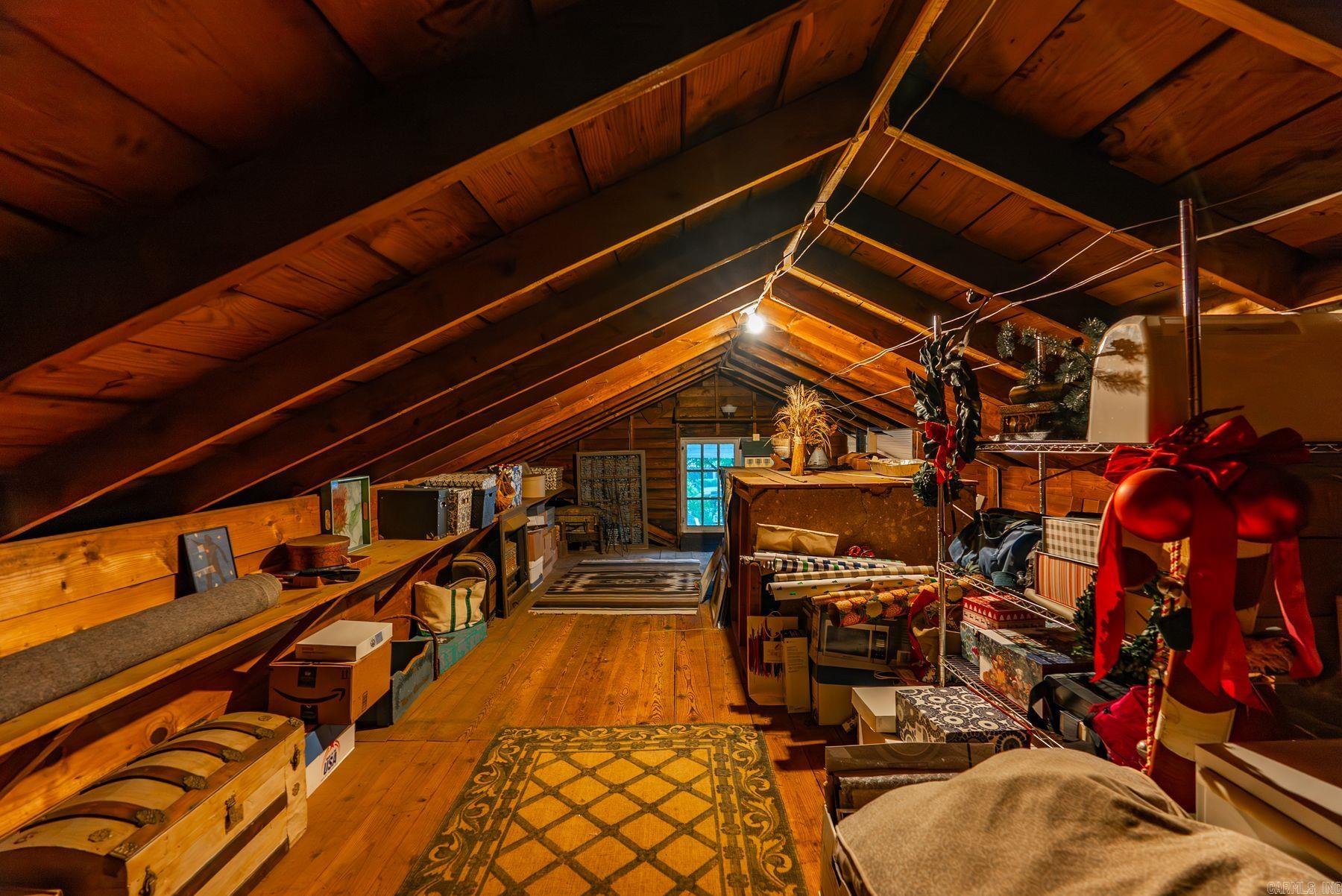 104 N Pine St Street