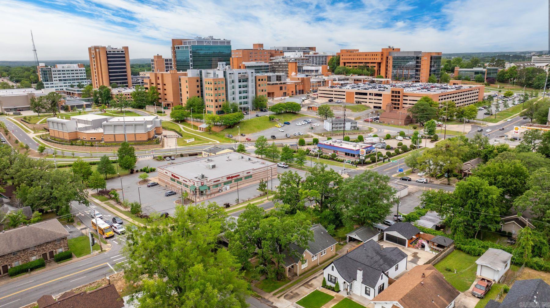 104 N Pine St Street