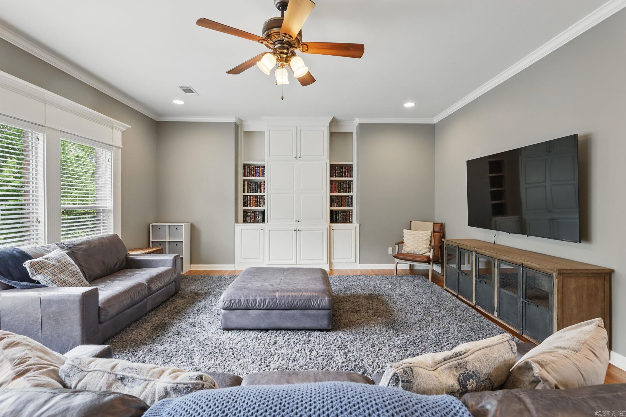 15 Challain Cove