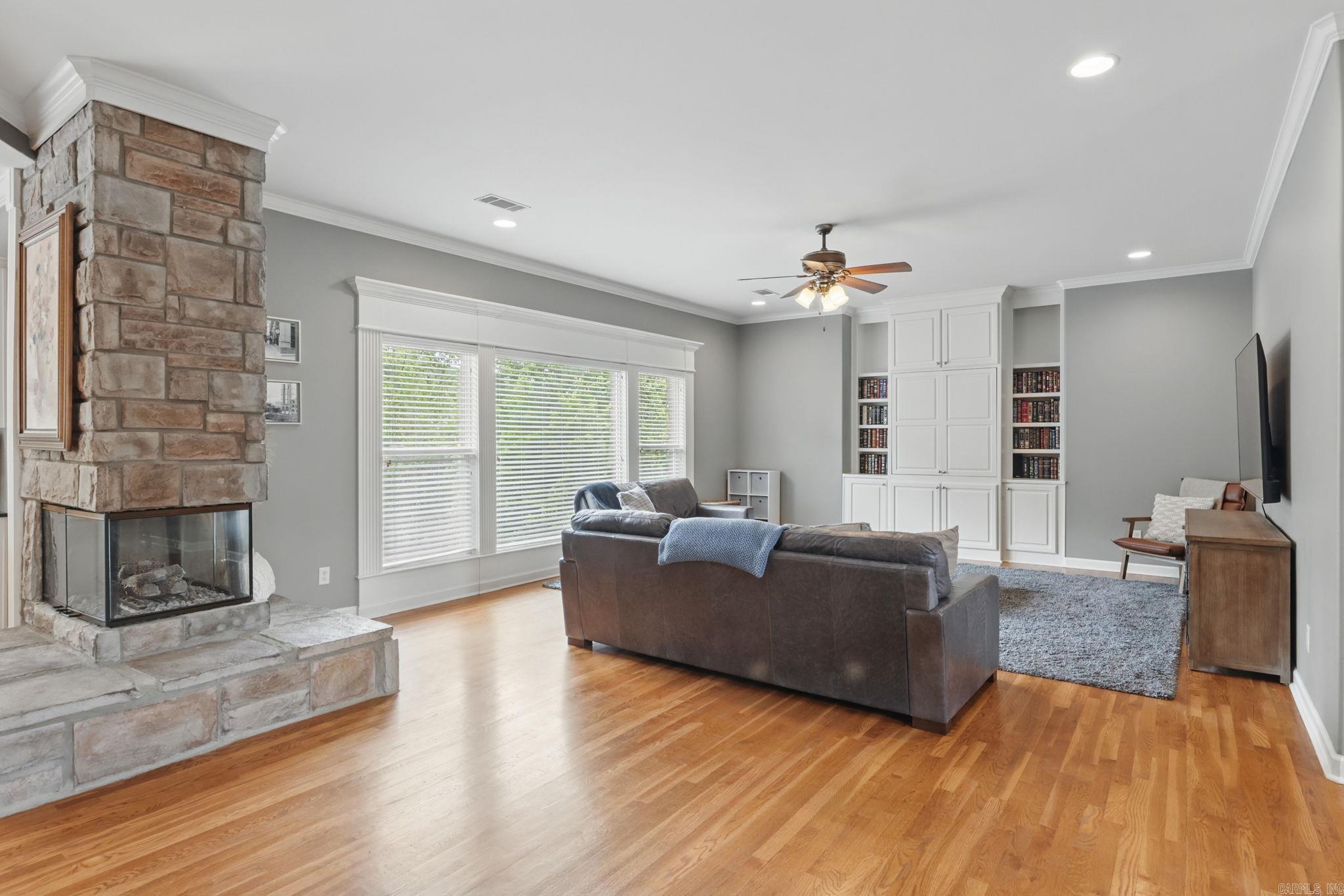 15 Challain Cove